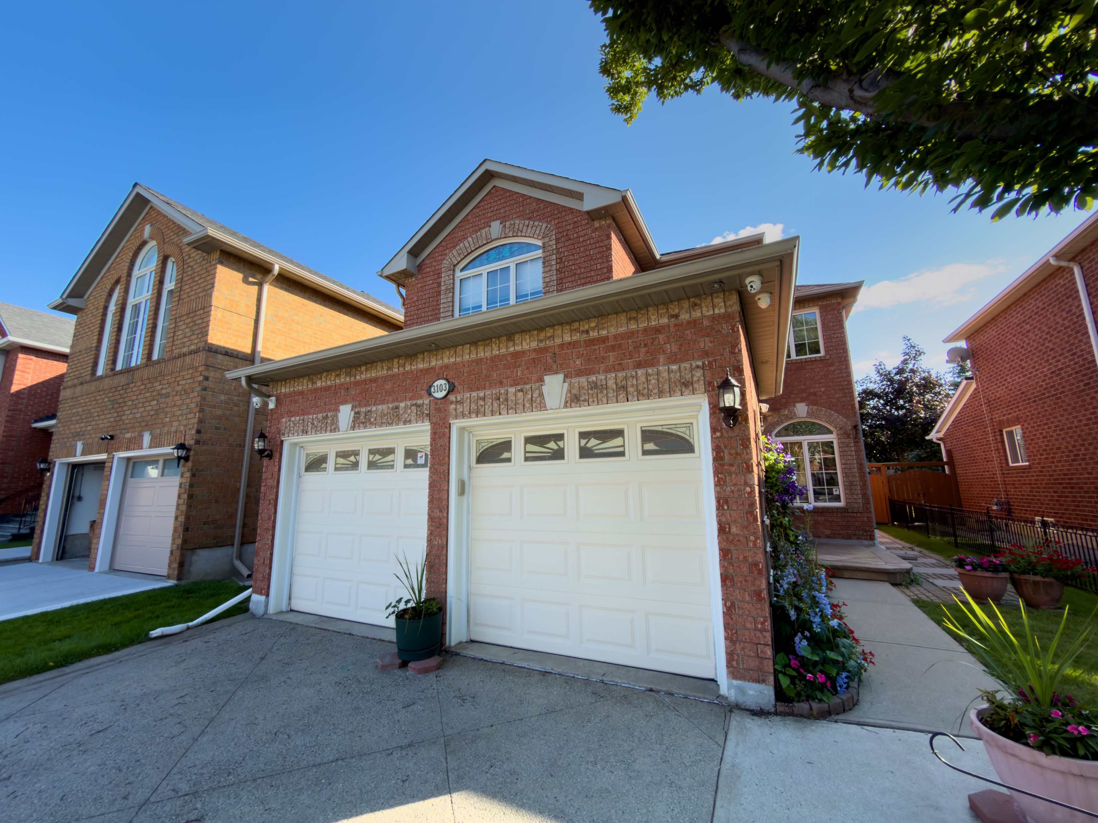 3103 Baytree Court, Mississauga, On L5n 7n9
