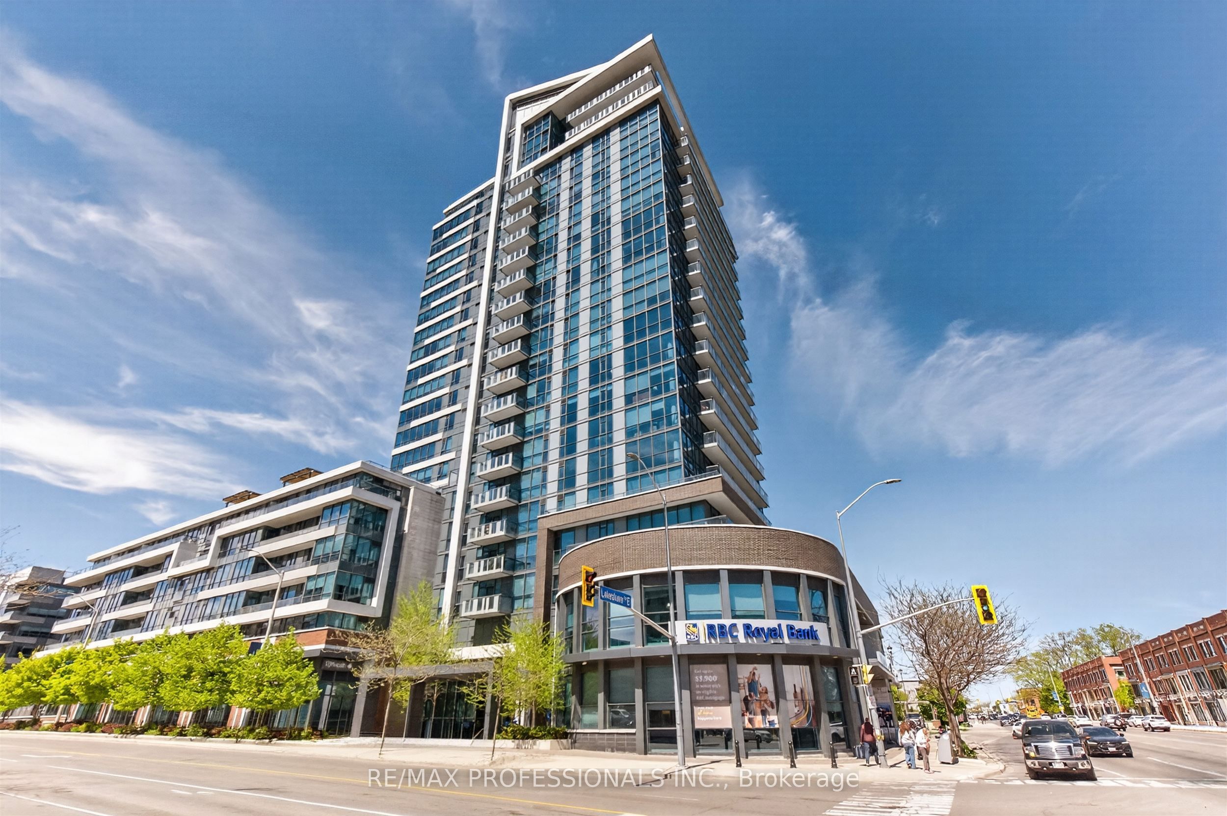 1 Hurontario Street 413, Mississauga, On L5g 0a3