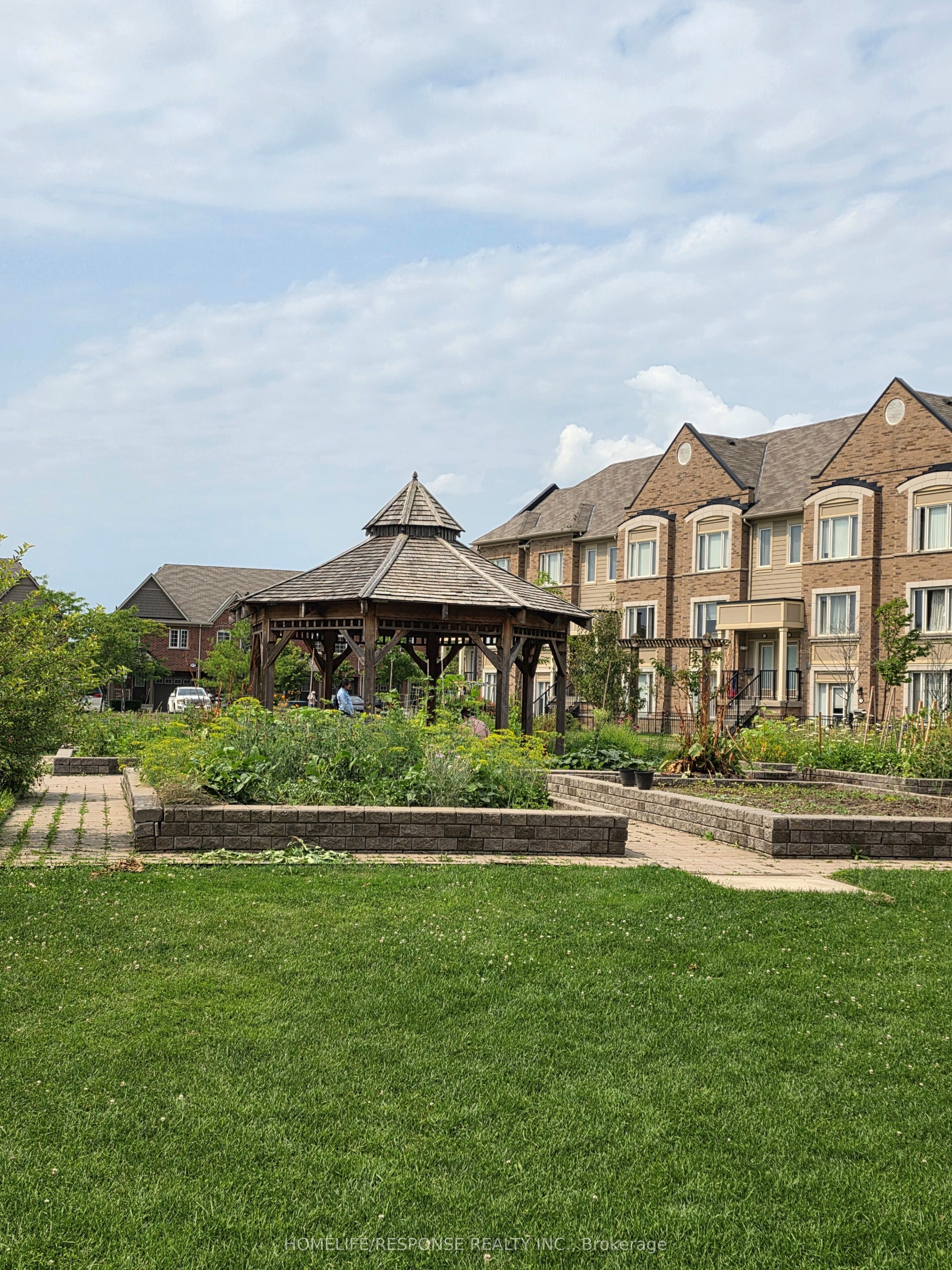 3175 Boxford Crescent 5, Mississauga, On L5m 0x1