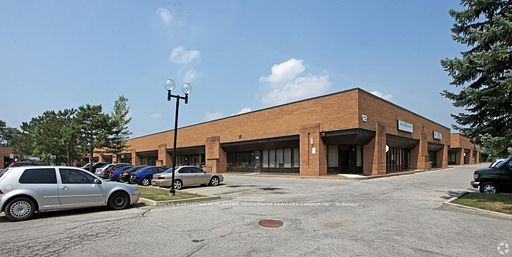 12 Falconer Drive 11, Mississauga, On L5n 3l8
