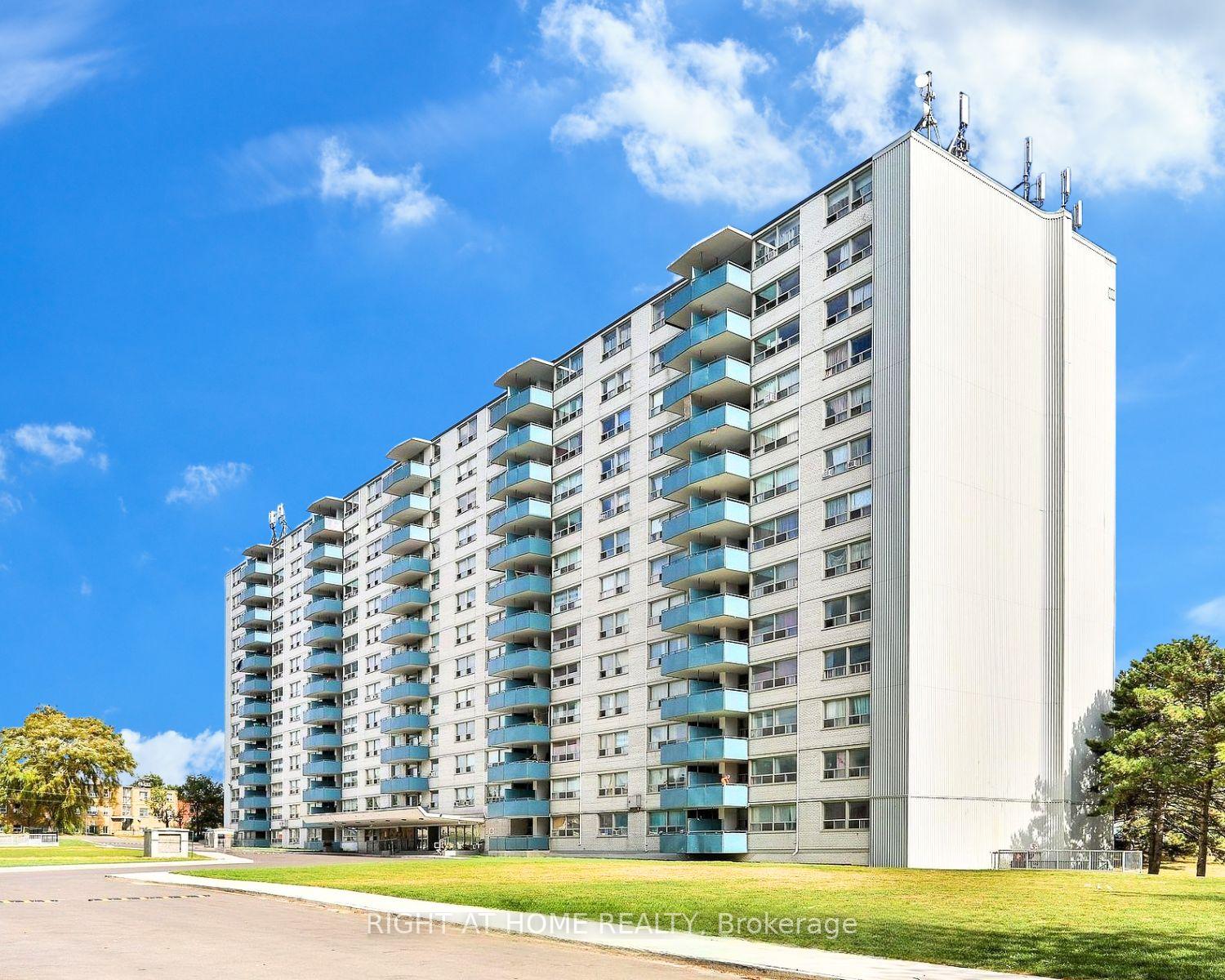 1440 Lawrence Avenue W 205, Toronto, On M6l 1b2