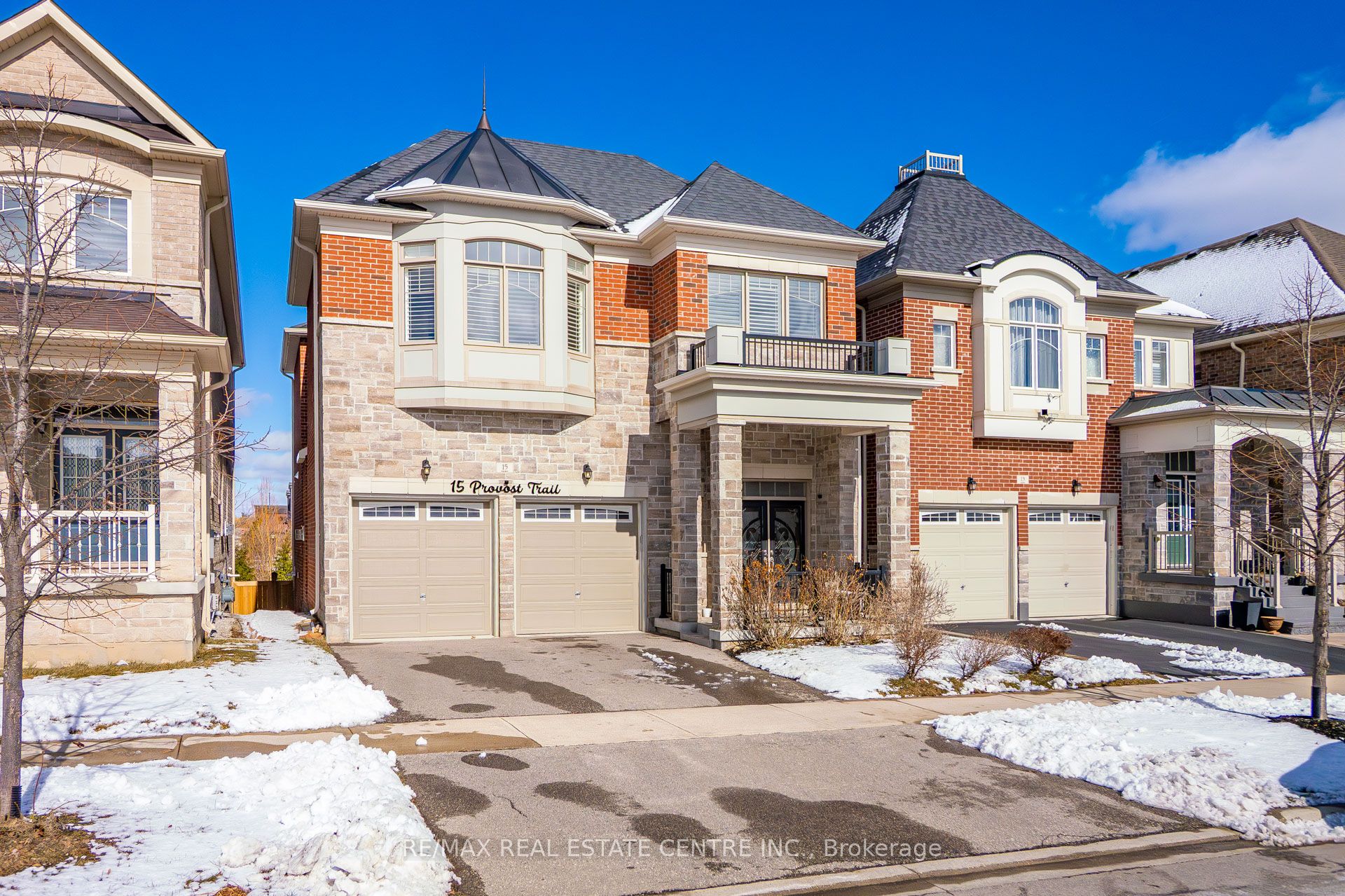 15 Provost Trail, Brampton, On L6y 6e7