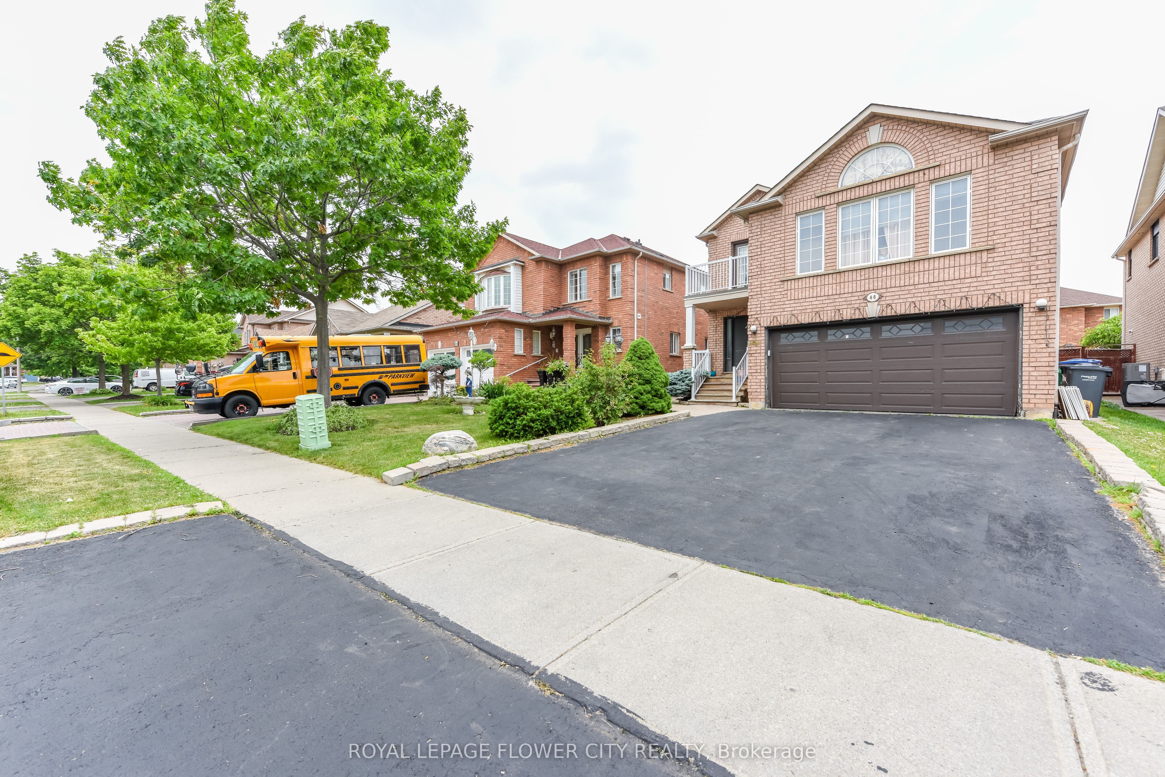 46 Pertosa Drive, Brampton, On L6x 4w8