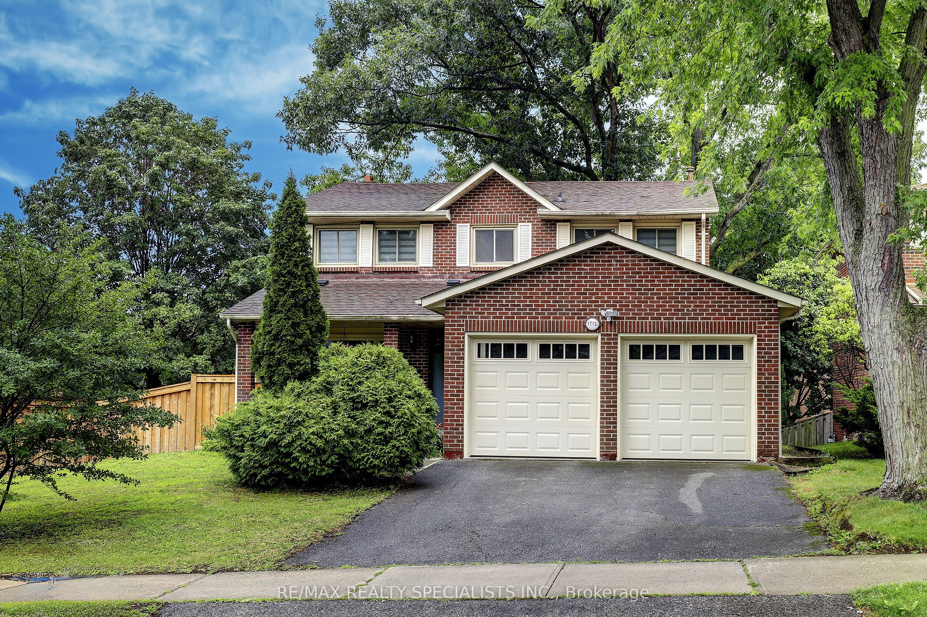 1712 Fifeshire Court, Mississauga, On L5l 3l6