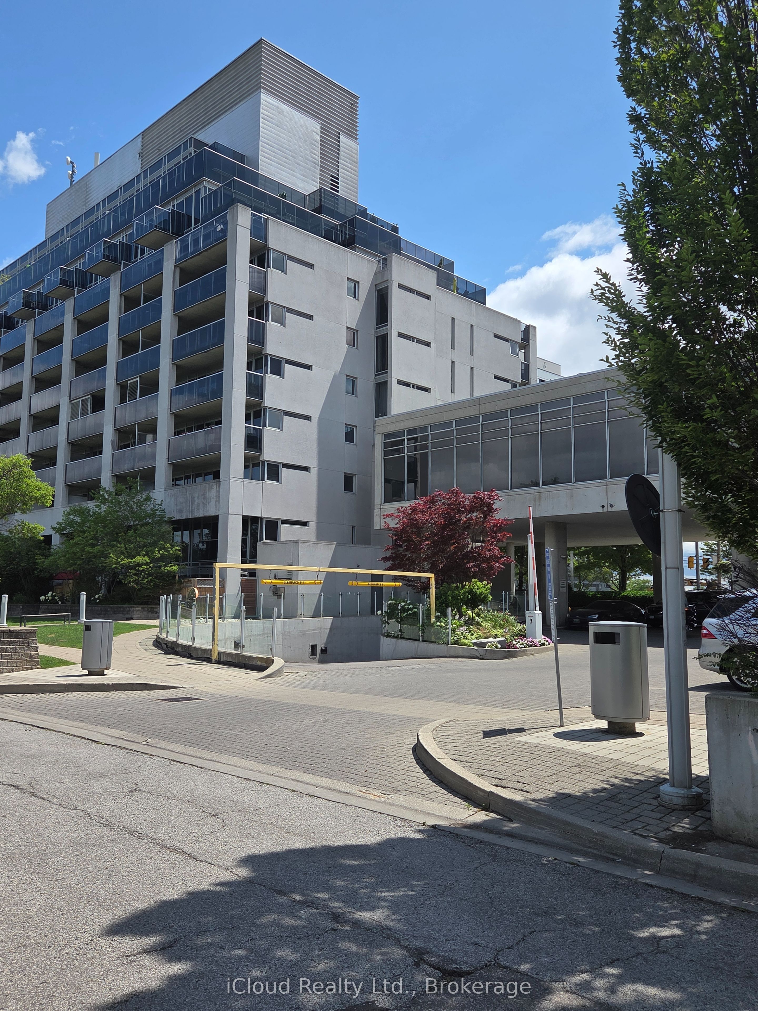 1040 The Queensway Avenue 713, Toronto, On M8z 0a7