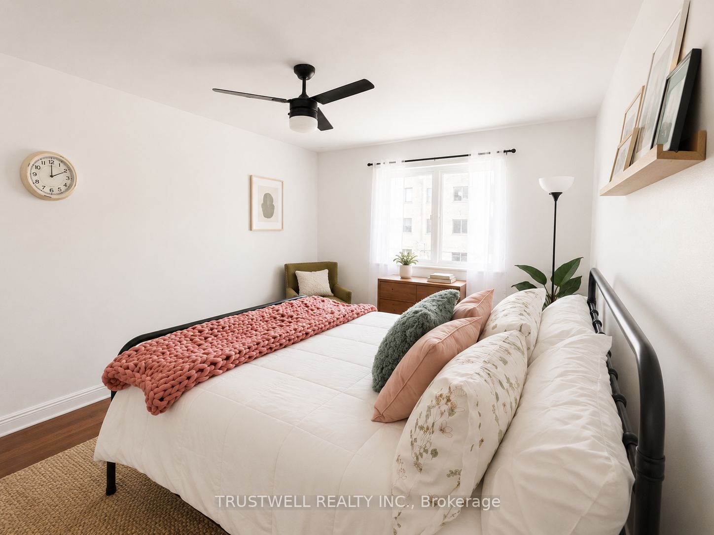 122 Atlantic Avenue Apt A, Toronto, On M6k 1x9