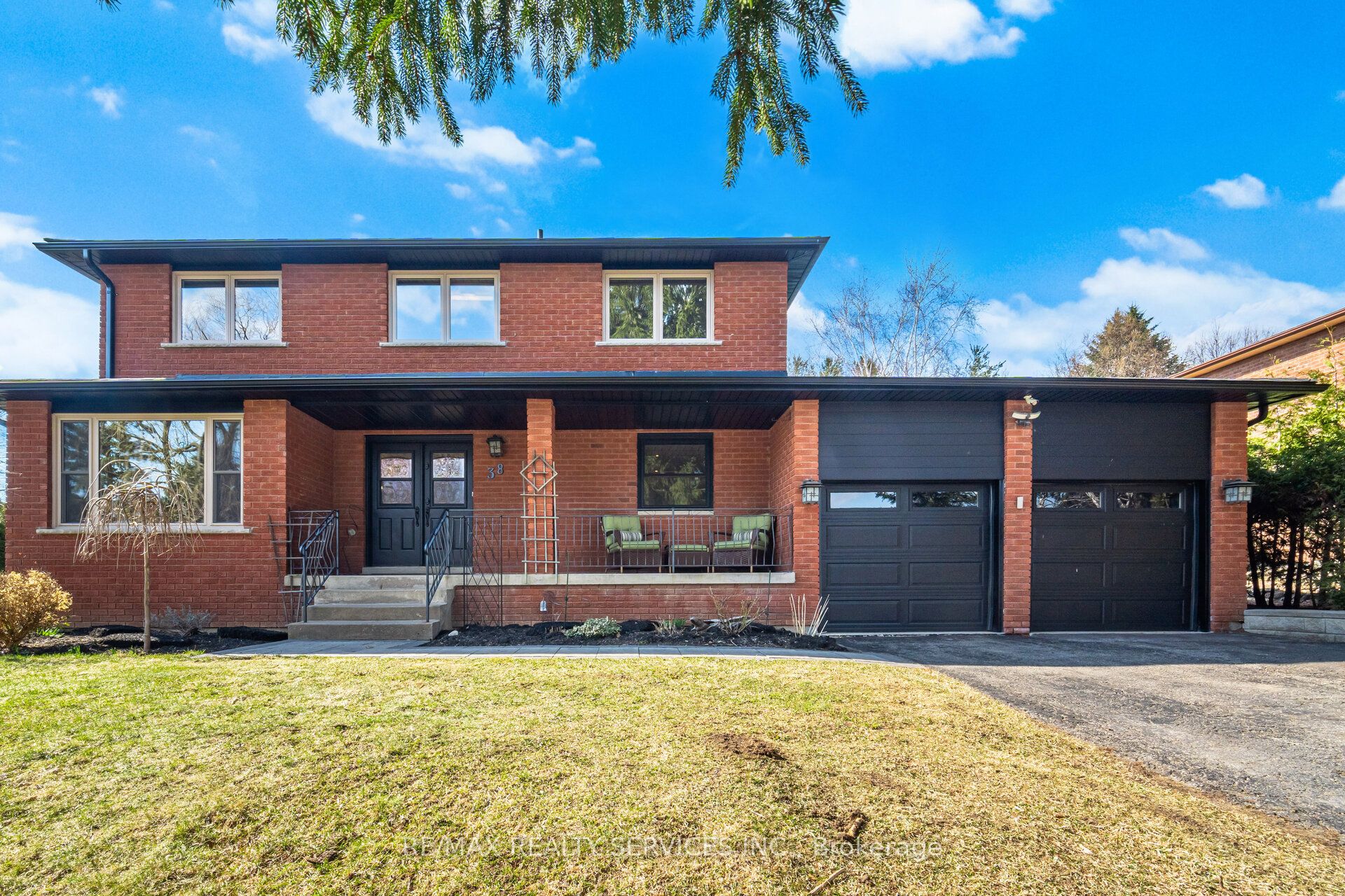 38 Marilyn Street, Caledon, On L7c 1h5