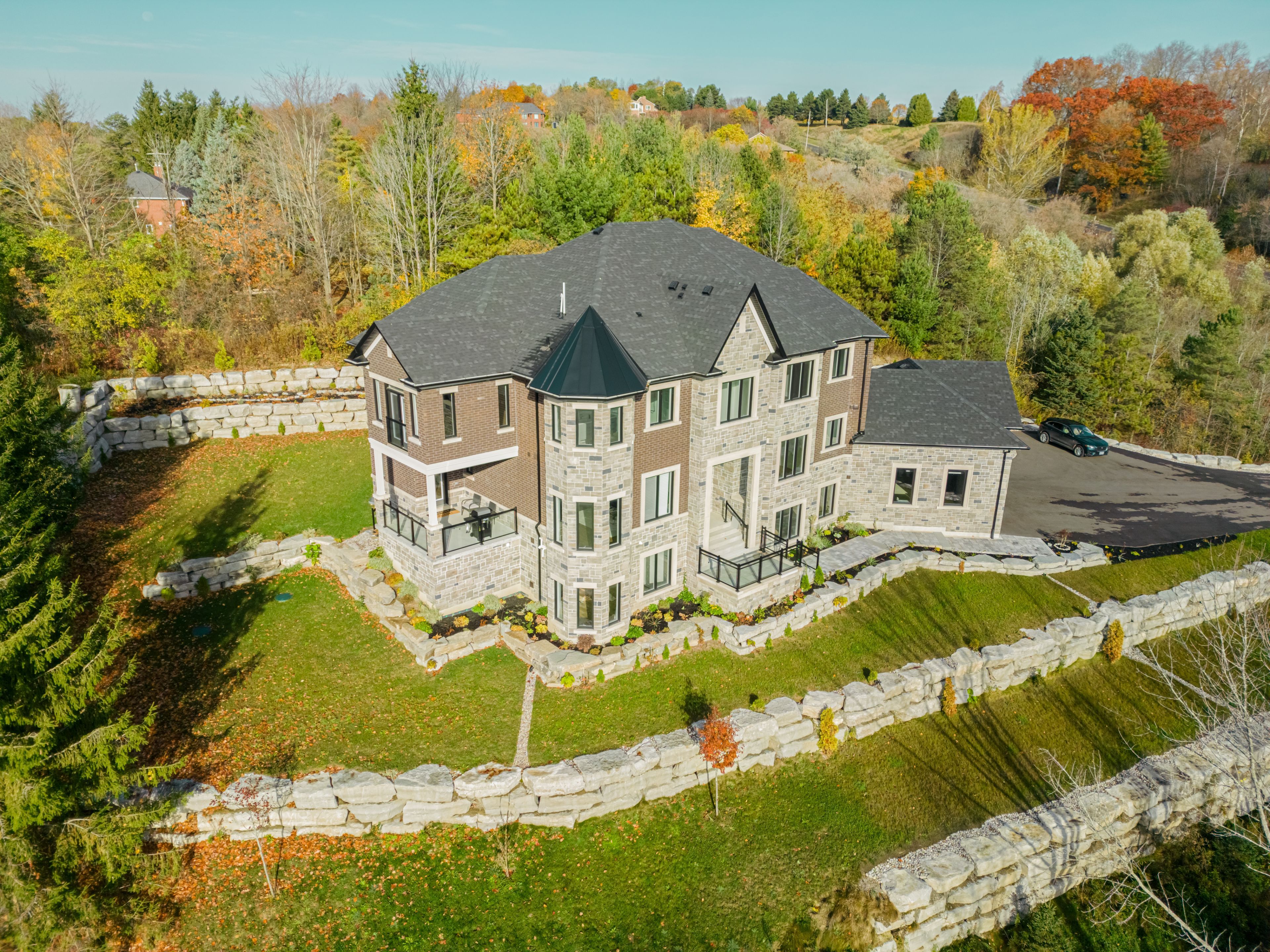 16158 Mount Pleasant Road, Caledon, On L7e 3m6