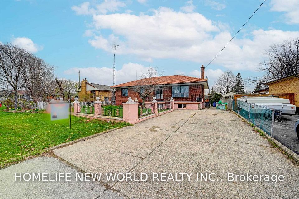 349 Woodale Avenue, Oakville, On L6k 2n8