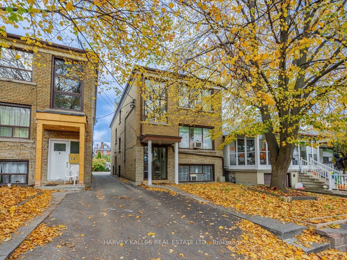 6 Carrington Avenue, Toronto, On M6e 2c3