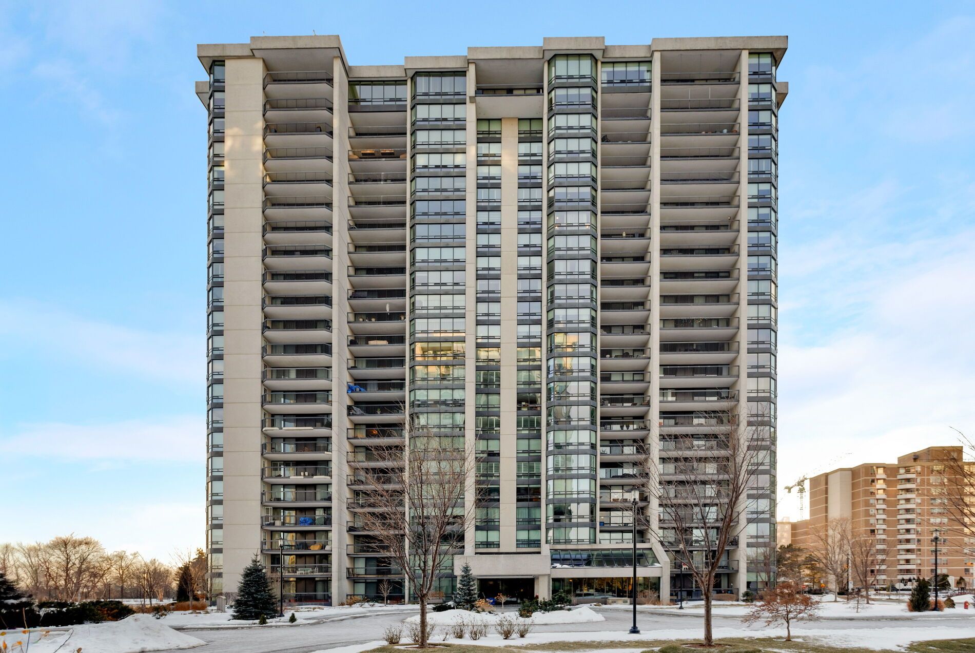 2180 Marine Drive 1401, Oakville, On L6l 5v2