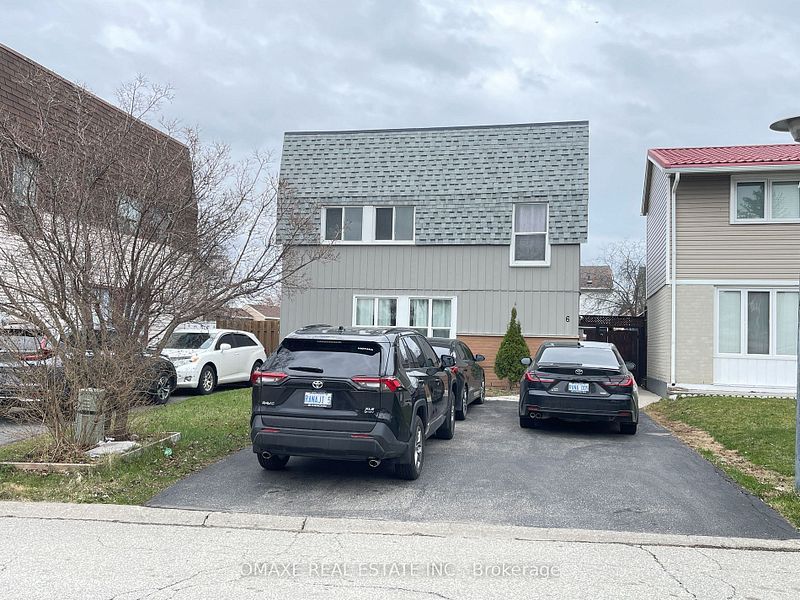 6 Gold Finch Court, Brampton, On L6s 2k7