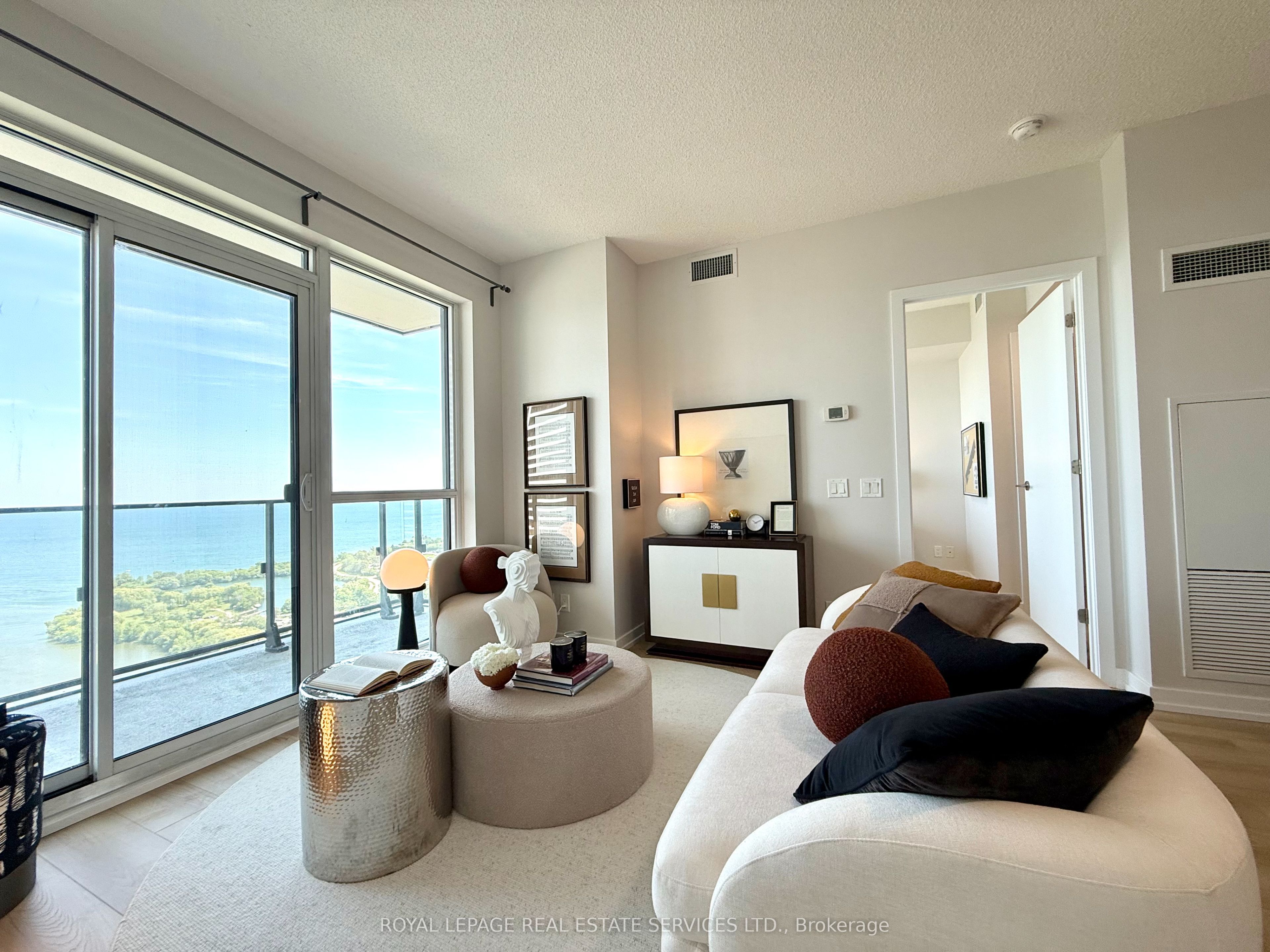 2200 Lake Shore Boulevard W 3310, Toronto, On M8v 1a4
