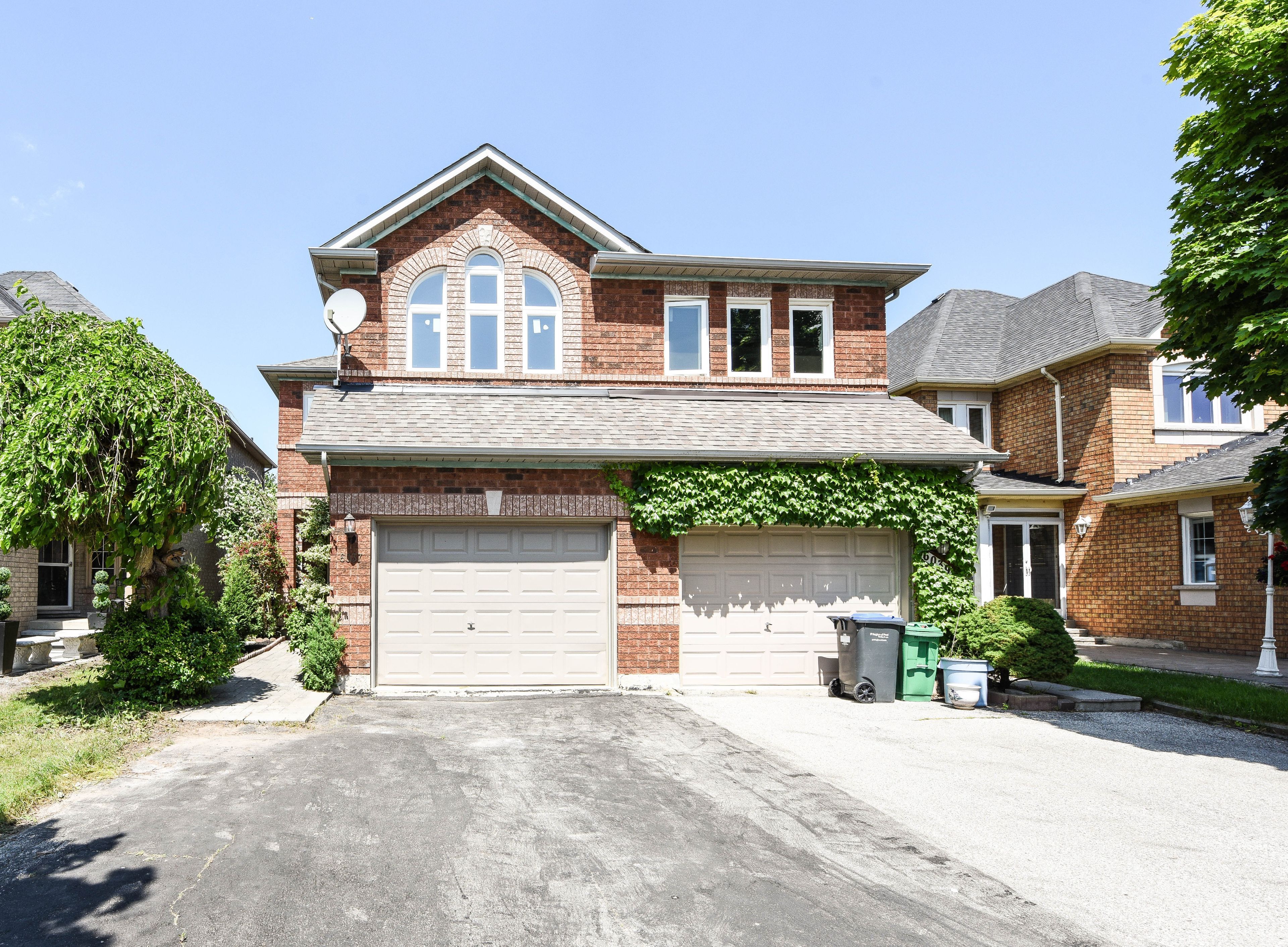 6037 Clover Ridge Crescent, Mississauga, On L5n 7b4
