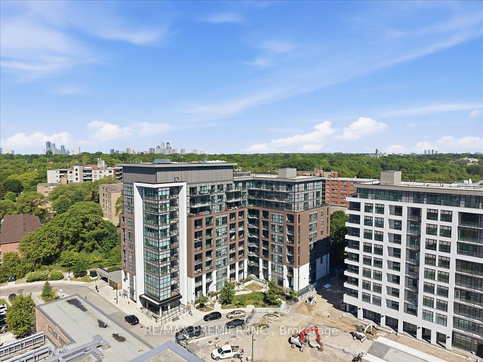 25 Neighbourhood Lane 515, Toronto, On M8y 0c4
