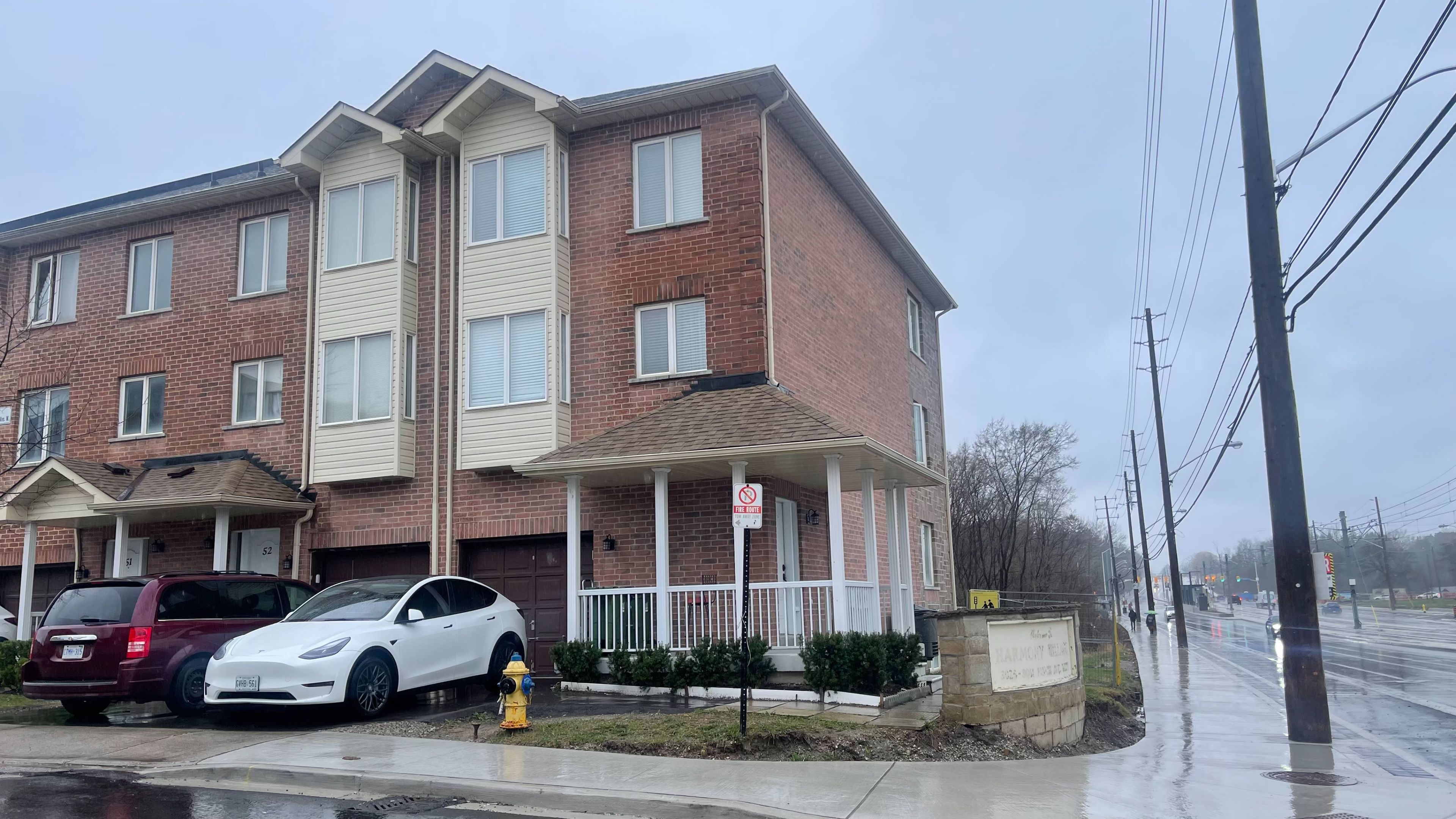 3061 Finch Avenue W 4th Room In Unit 53, Toronto, On M9m 0a7