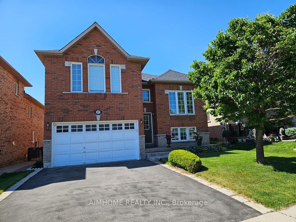 3227 Scotch Pine Gate, Mississauga, On L5n 8e6