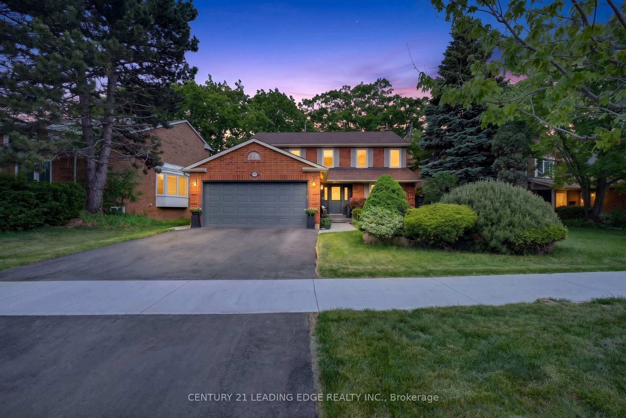 2300 Folkway Drive, Mississauga, On L5l 3b6