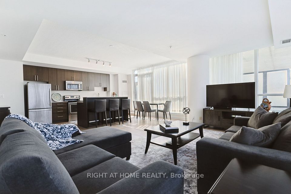 3985 Grand Park Drive 302, Mississauga, On L5b 0h8