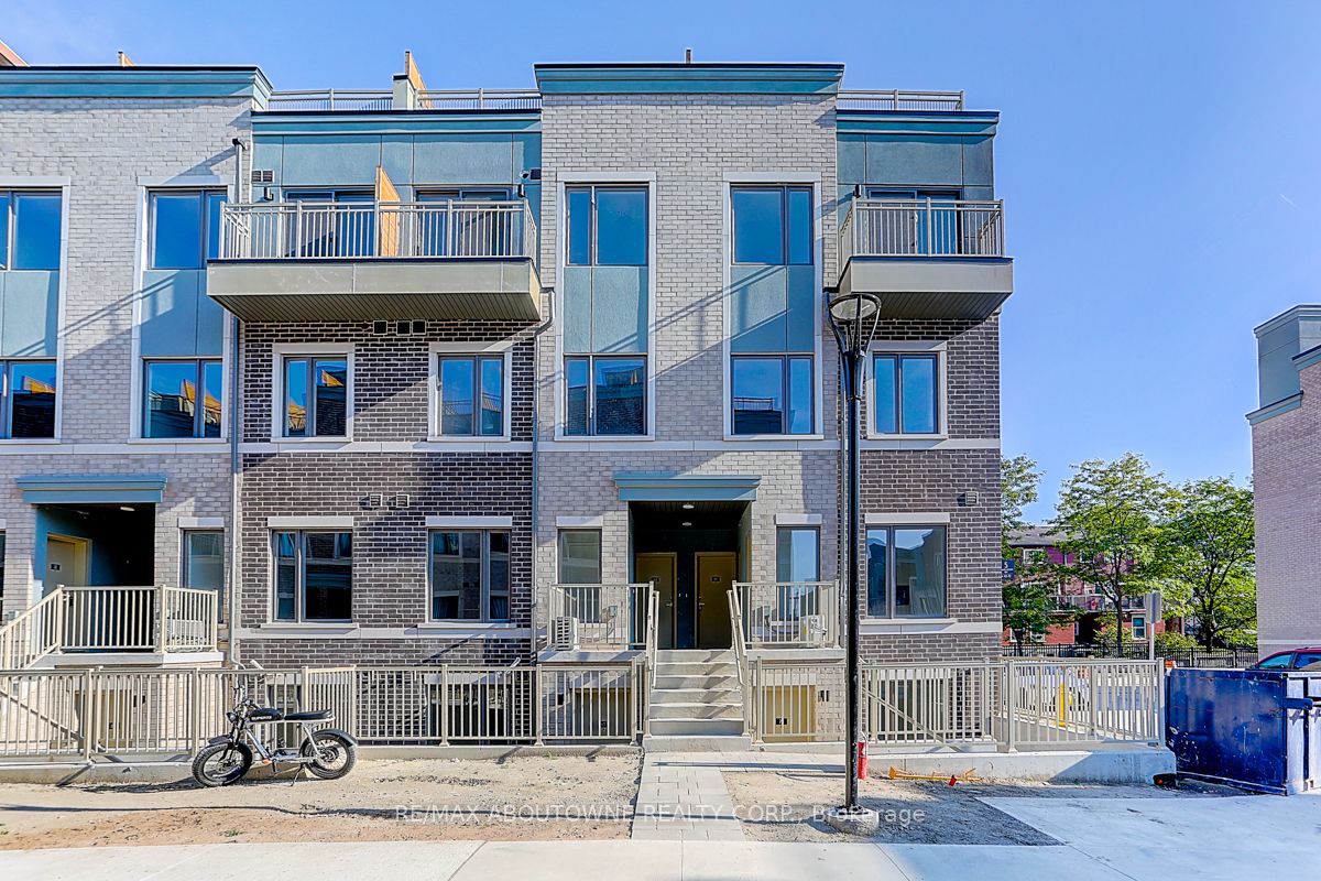 5 William Jackson Way 71, Toronto, On M8v 0j8