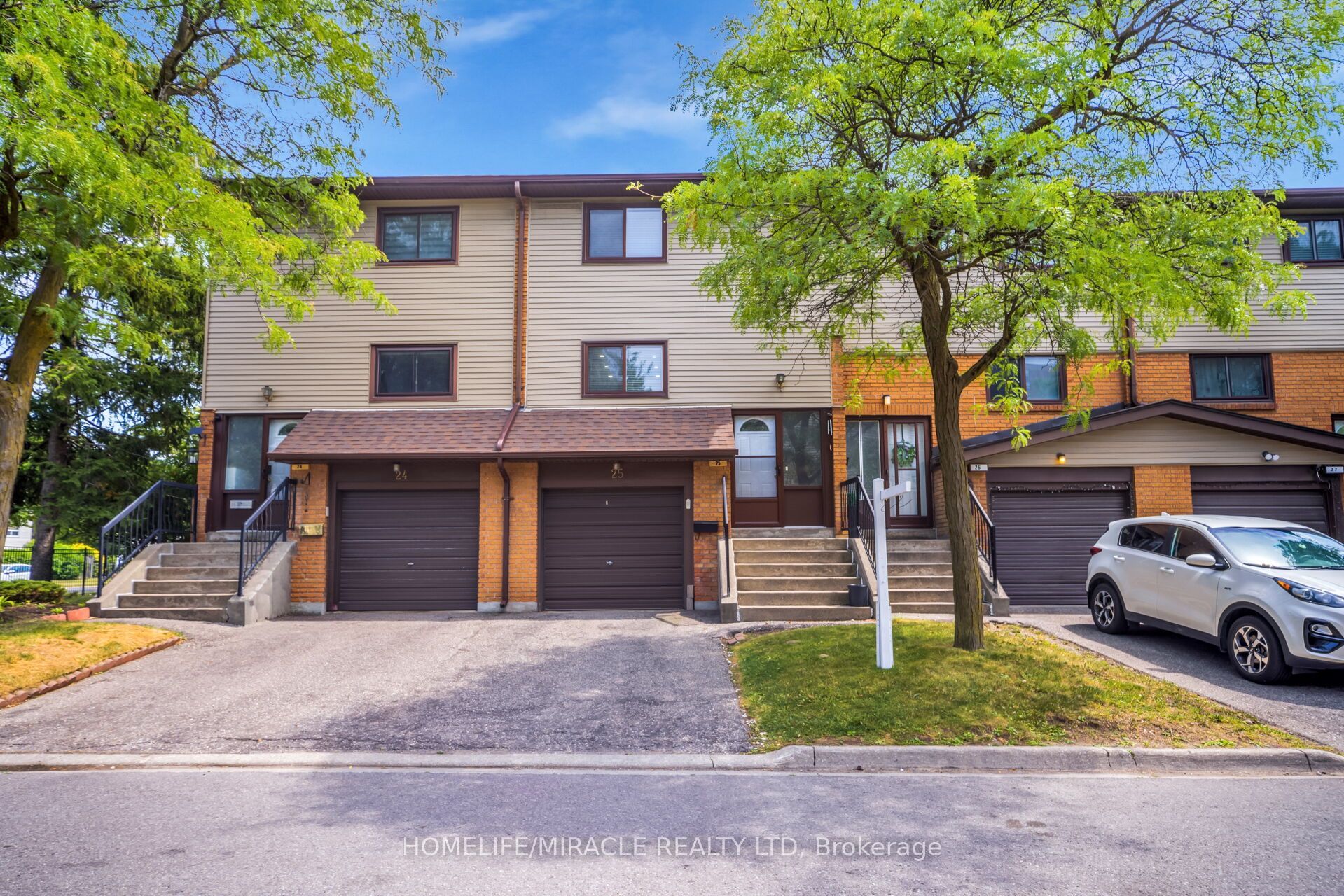 25 Carleton Place, Brampton, On L6t 3z4