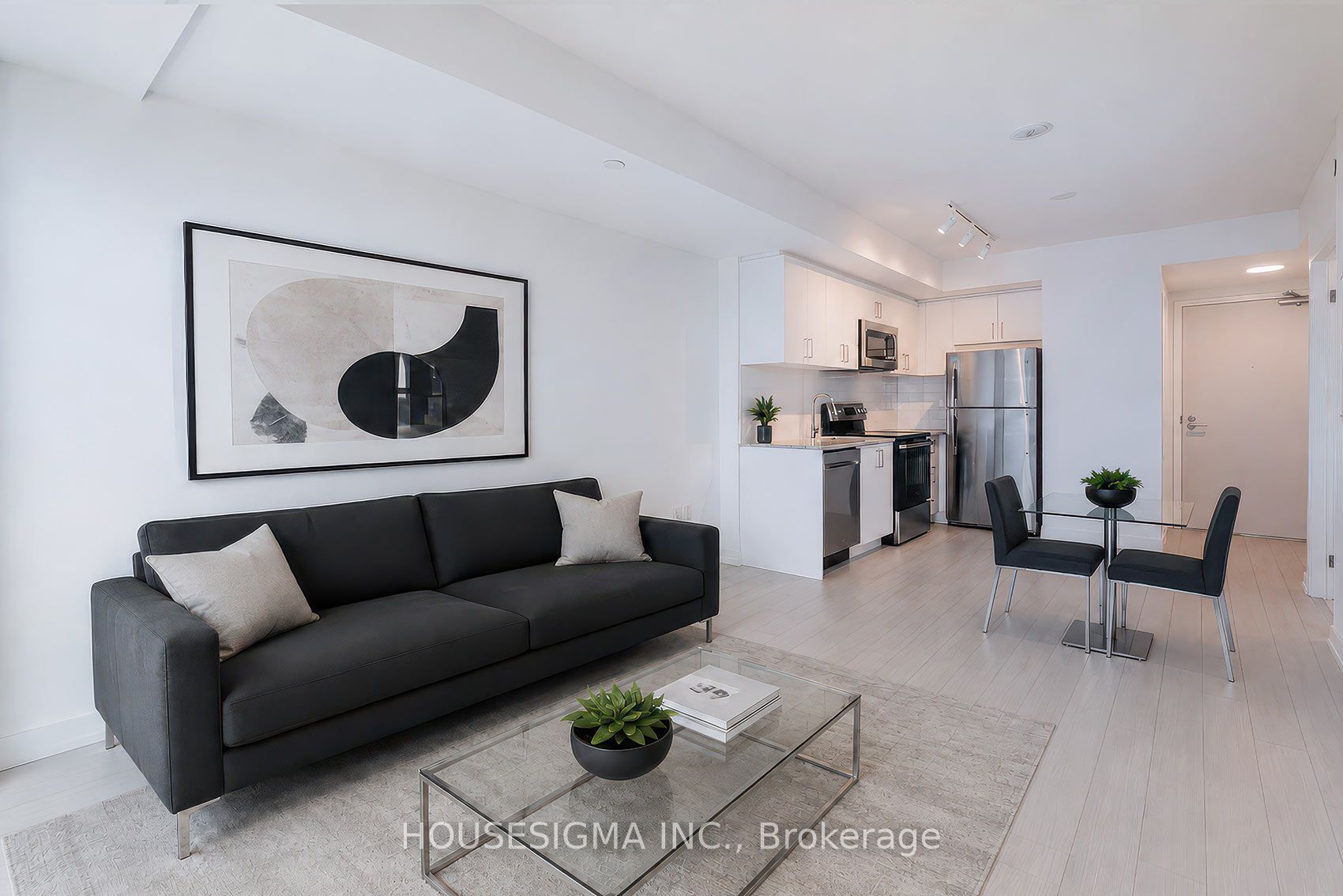 4010 Eglinton Avenue W 1105, Toronto, On M9a 0g5