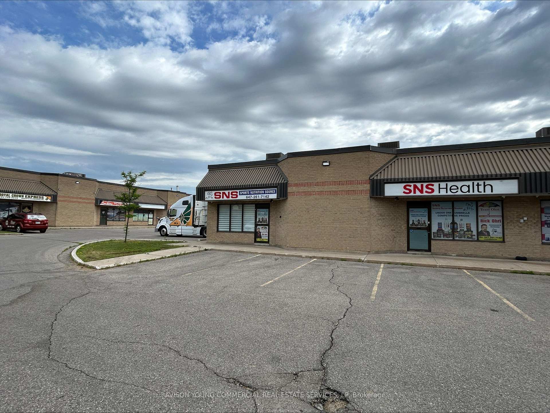 2500 Williams Parkway 25-26, Brampton, On L6s 5m9