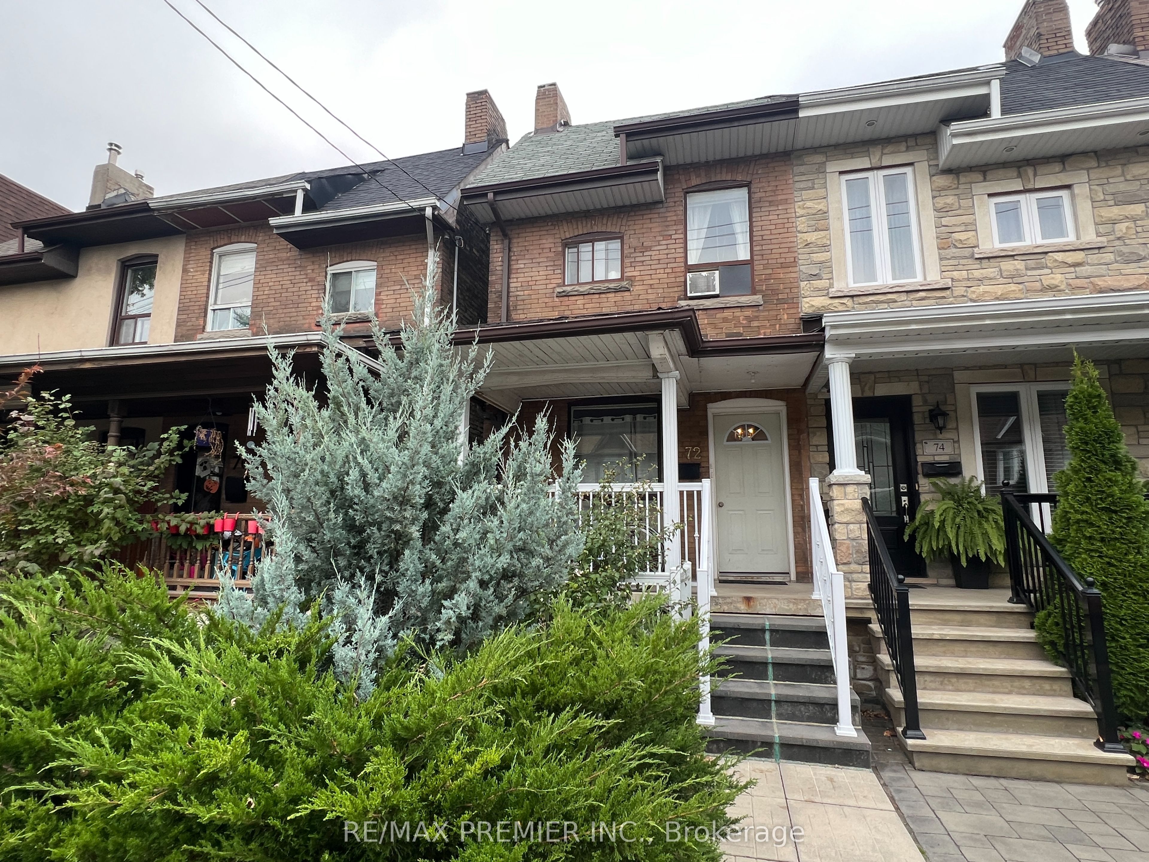72 Symington Avenue, Toronto, On M6p 3w1