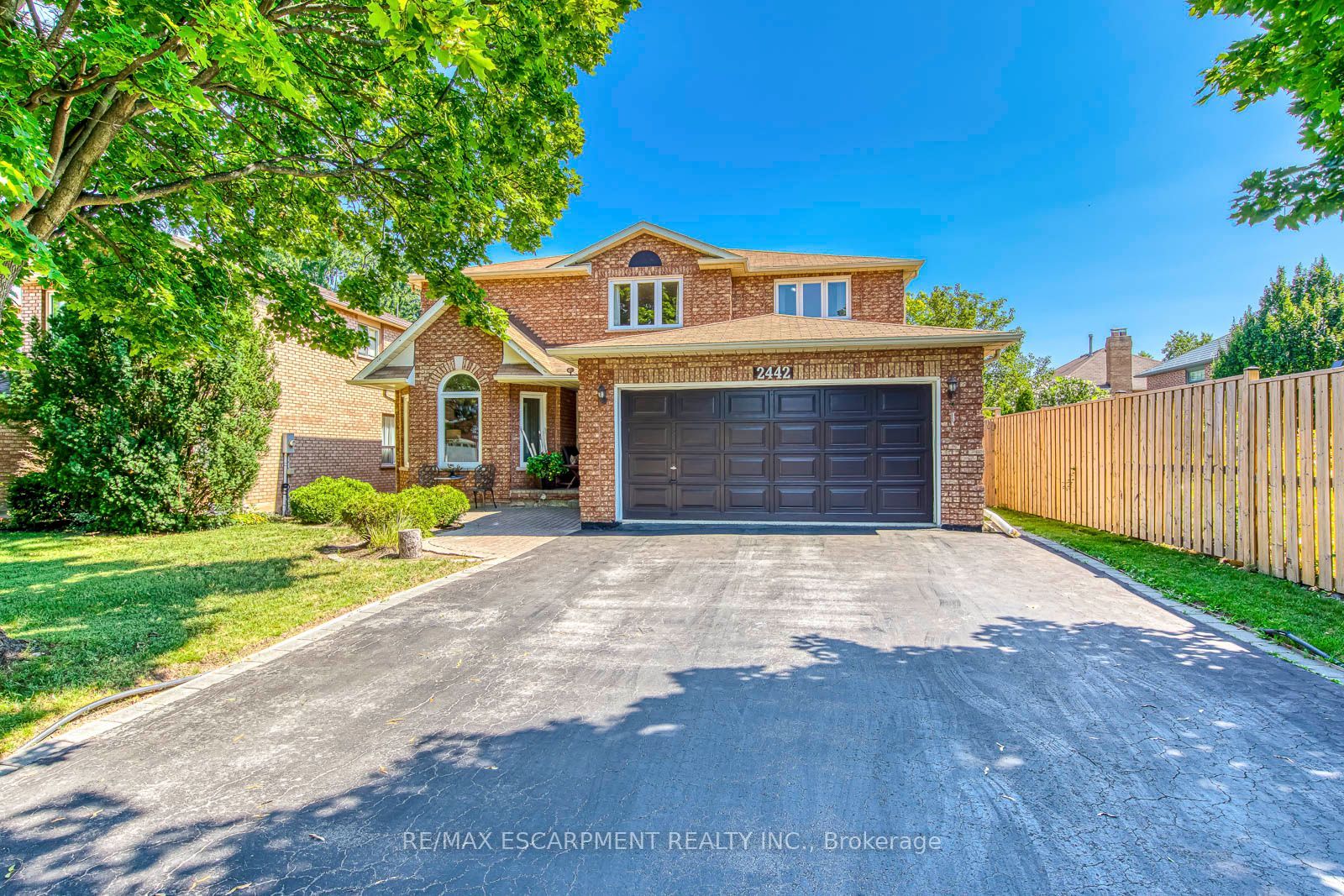 2442 Wynten Way, Oakville, On L6j 7k9