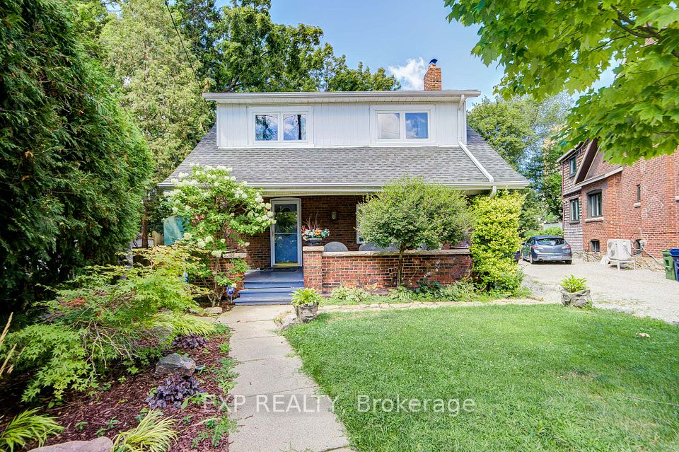 10 King Street Crescent, Toronto, On M9n 1k6