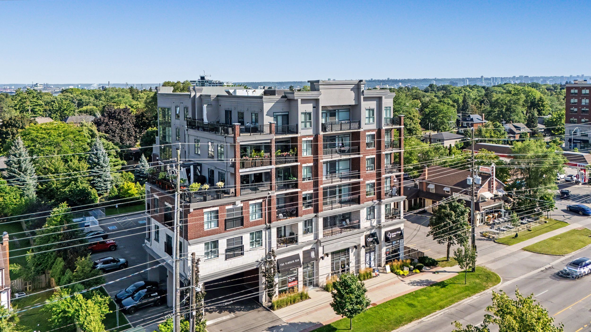 34 Plains Road E 206, Burlington, On L7t 0b9