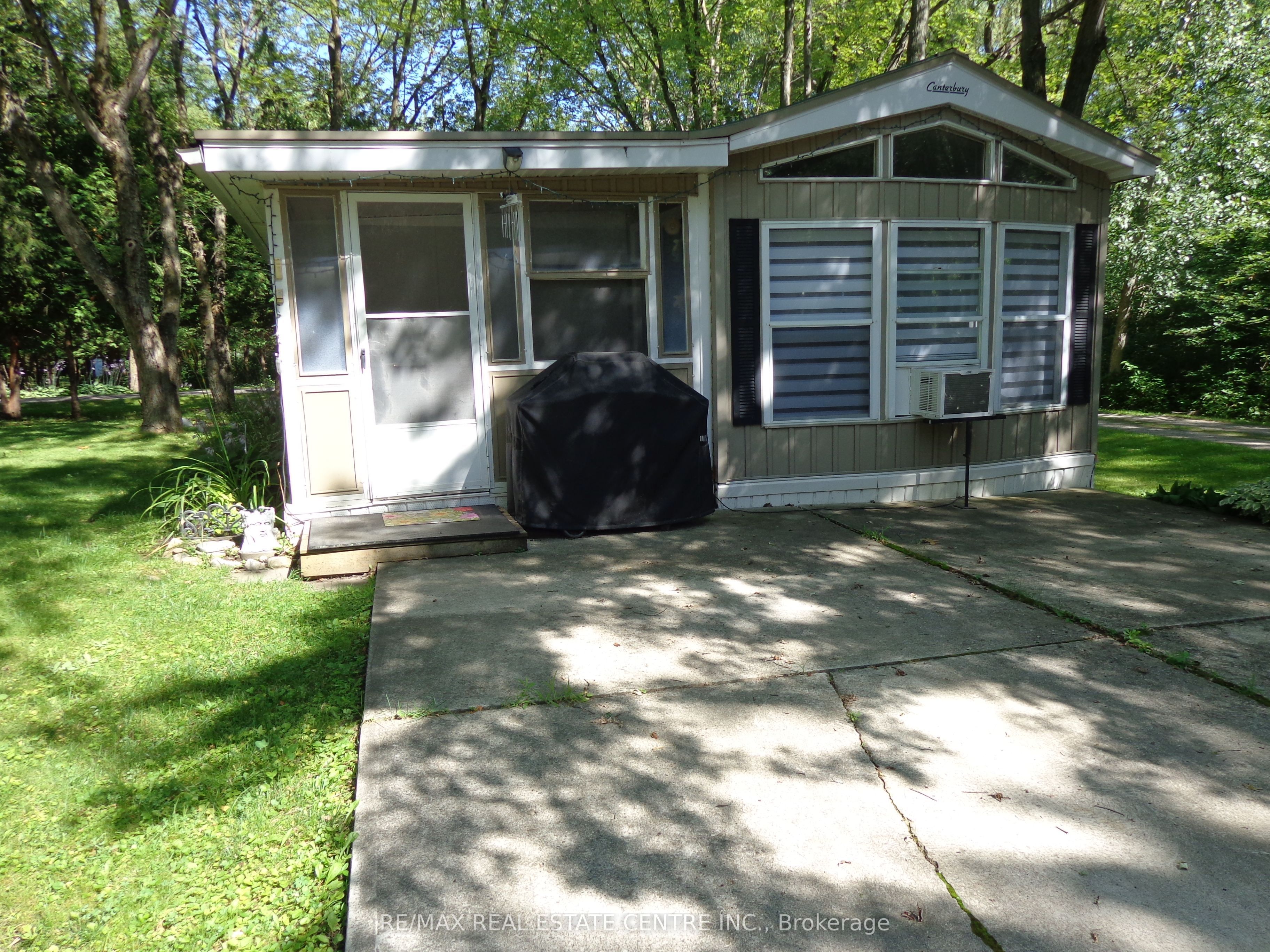 1652 Puddicombre Road 422, Wilmot, On N3a 2z4