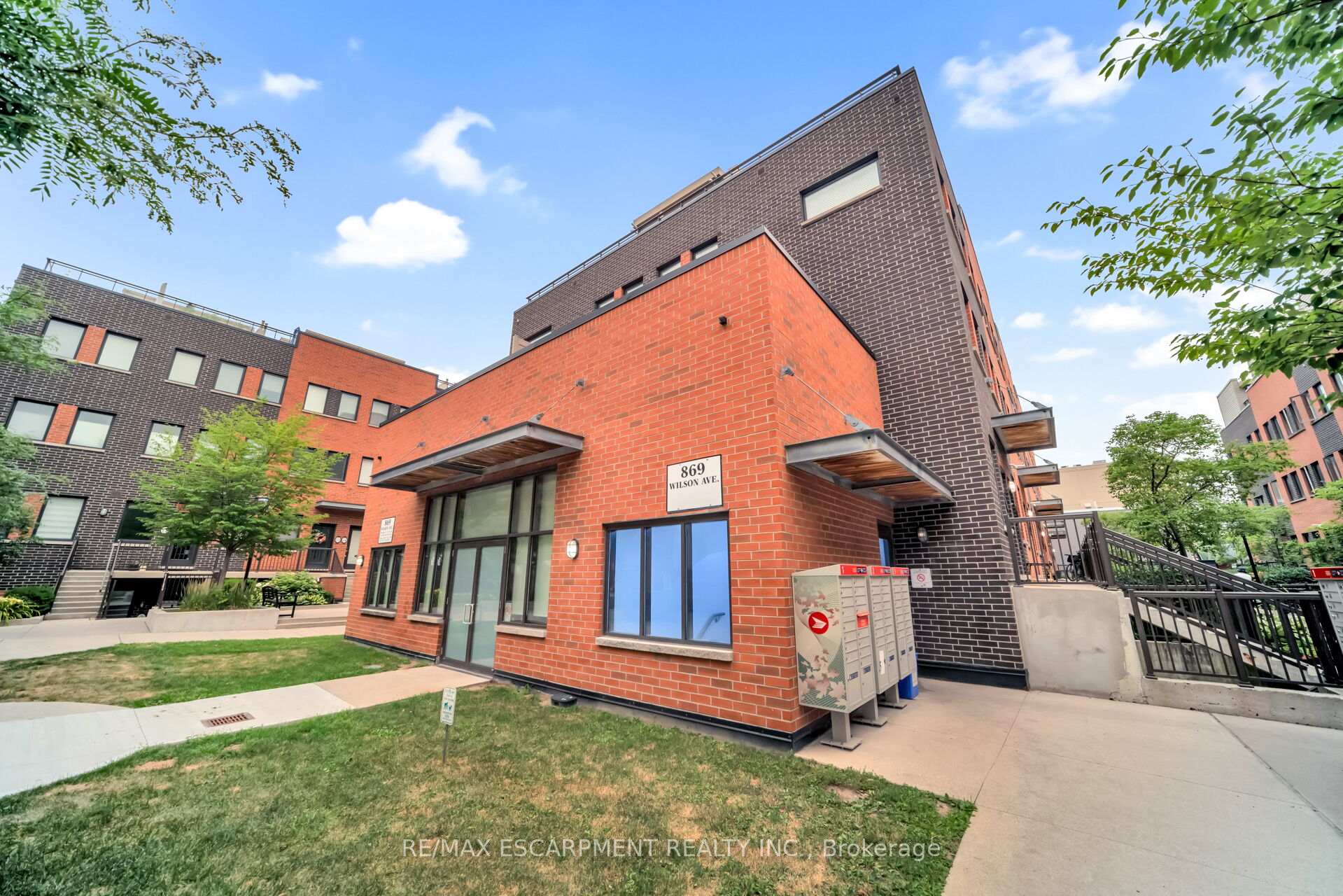 869 Wilson Avenue 29, Toronto, On M3k 0a4