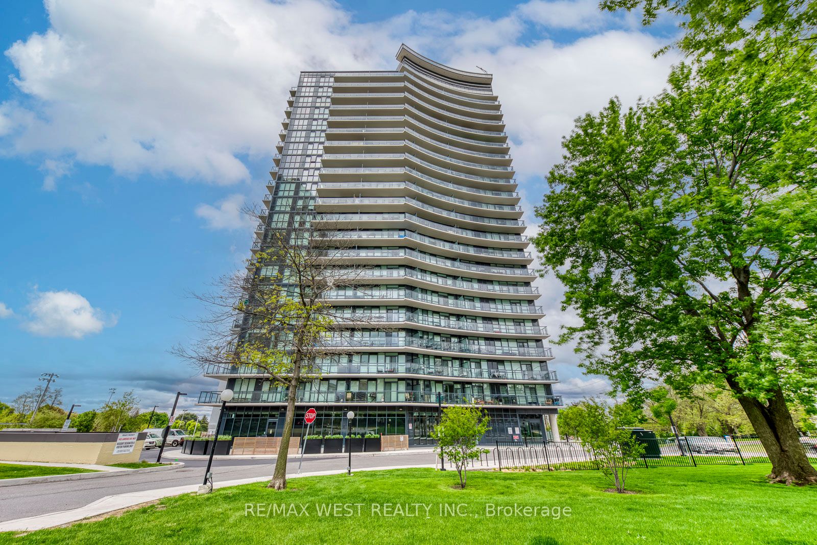 1461 Lawrence Avenue W 1104, Toronto, On M6l 0a6