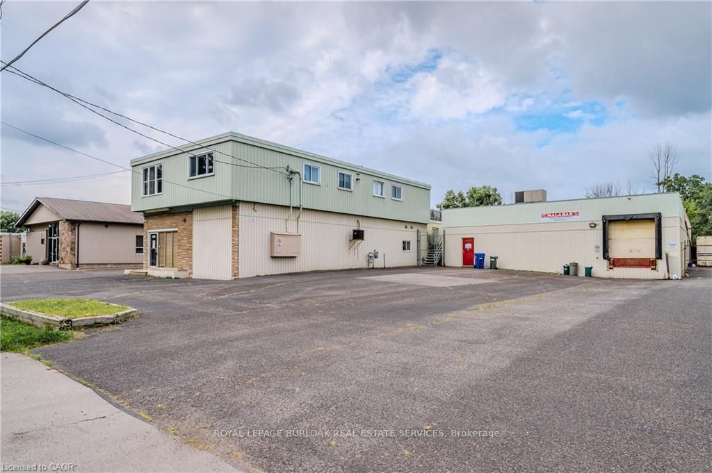 459 Enfield Road, Burlington, On L7t 2x5