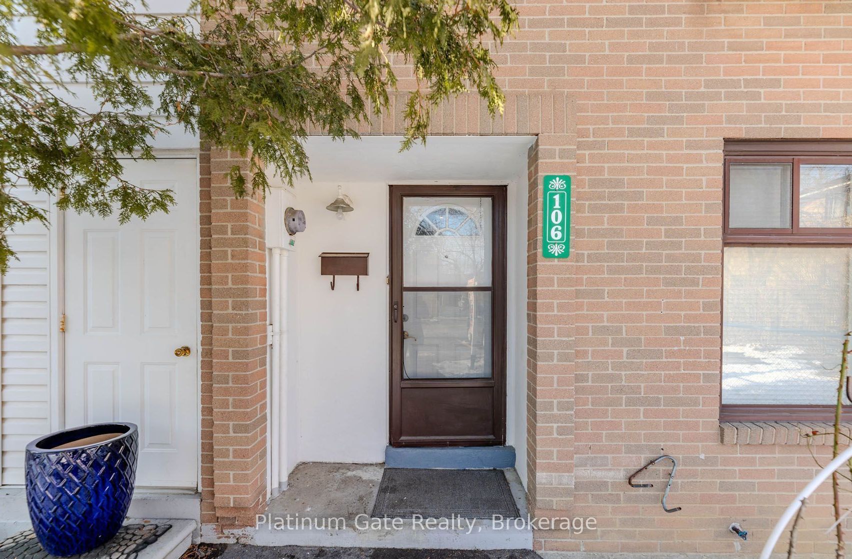 106 Fleetwood Crescent 309, Brampton, On L6t 2e5