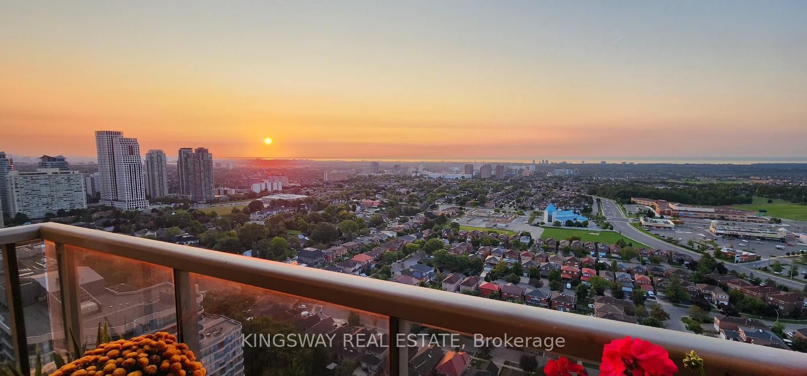 3880 Duke Of York Boulevard 3009, Mississauga, On L5b 4m7