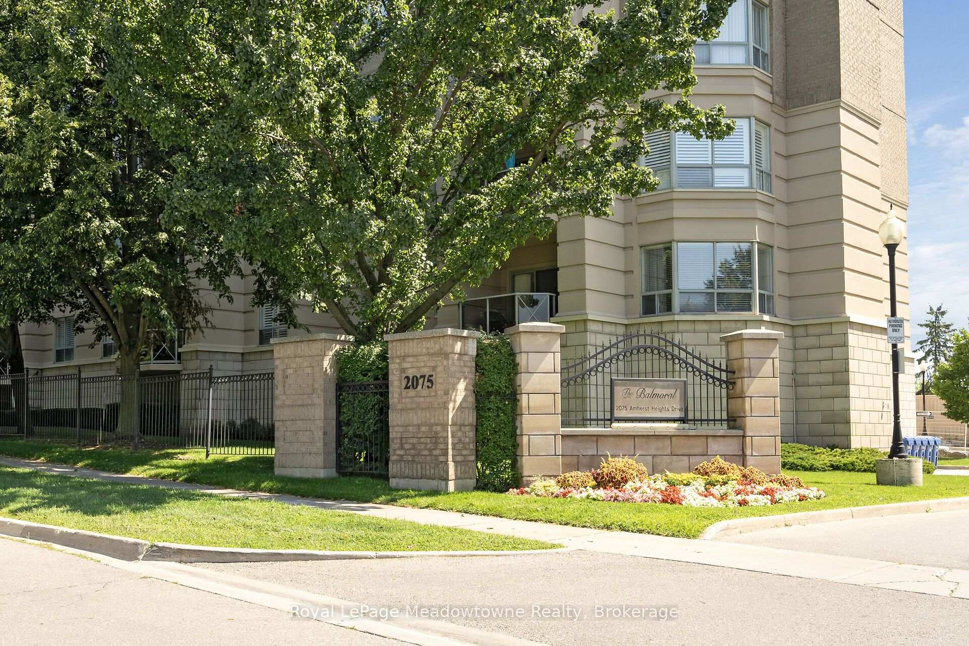 2075 Amherst Heights Drive 210, Burlington, On L7p 5b8