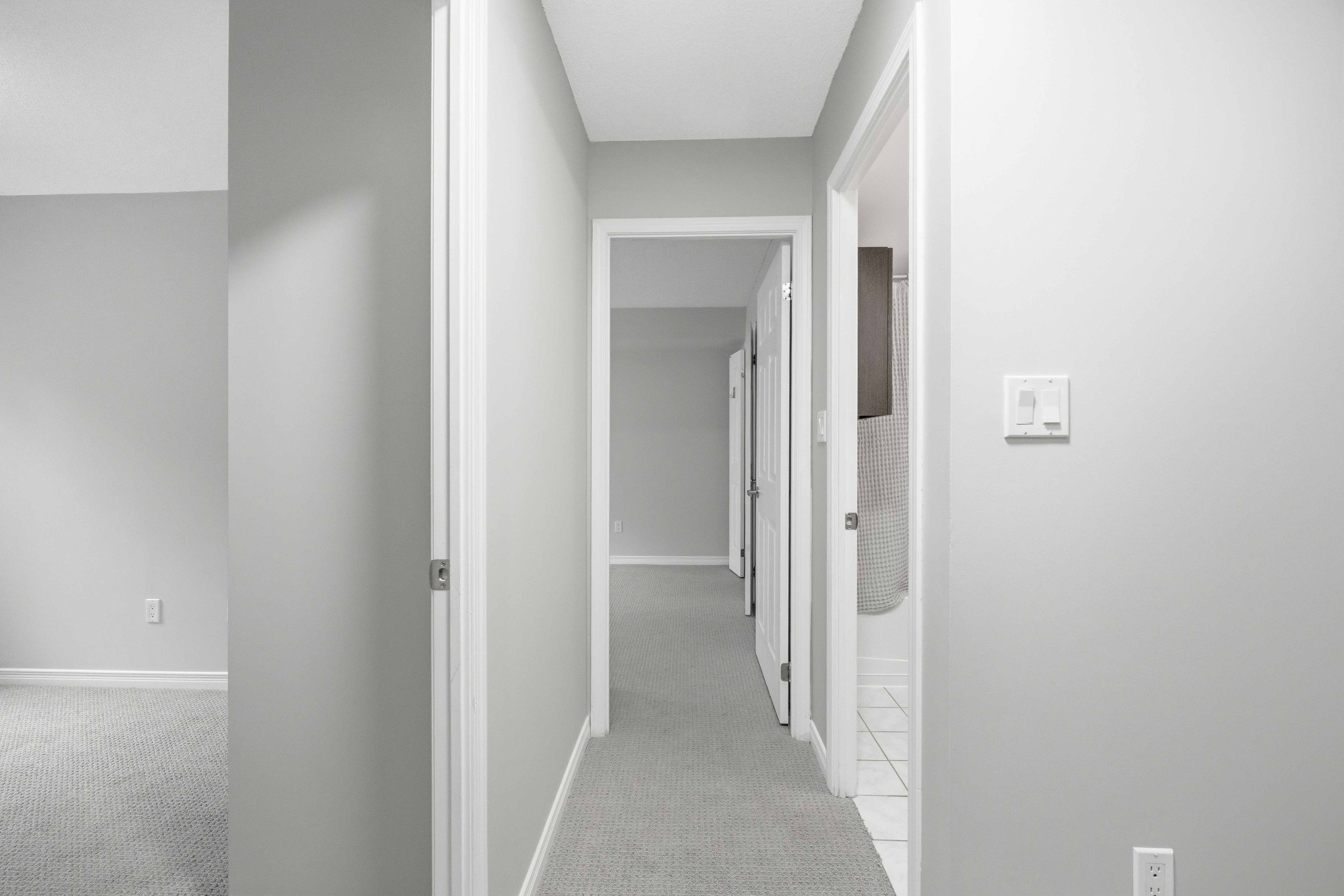 20 Elsie Lane 122, Toronto, On M6p 3n9