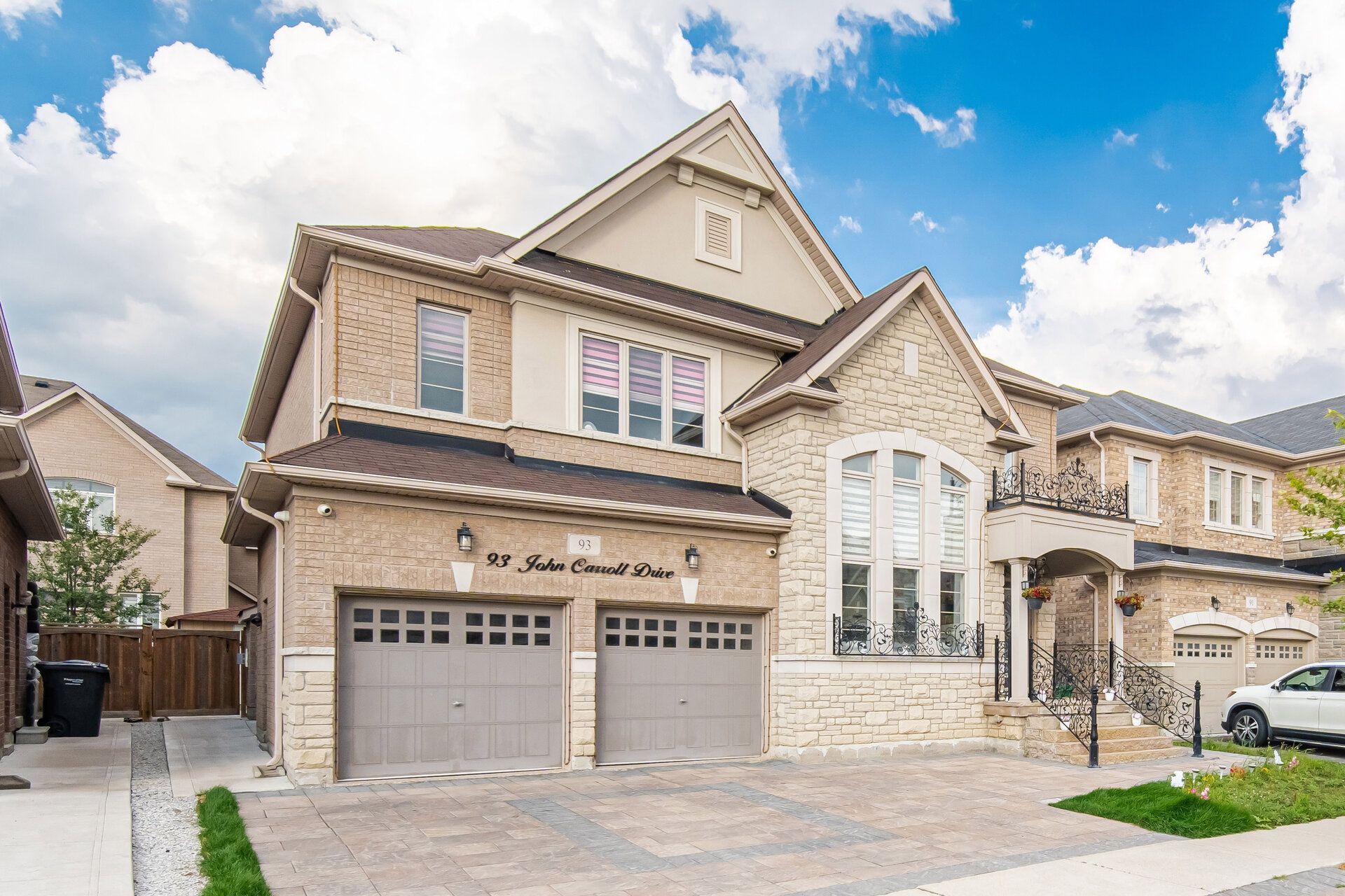 93 John Carroll Drive E, Brampton, On L6p 4j1