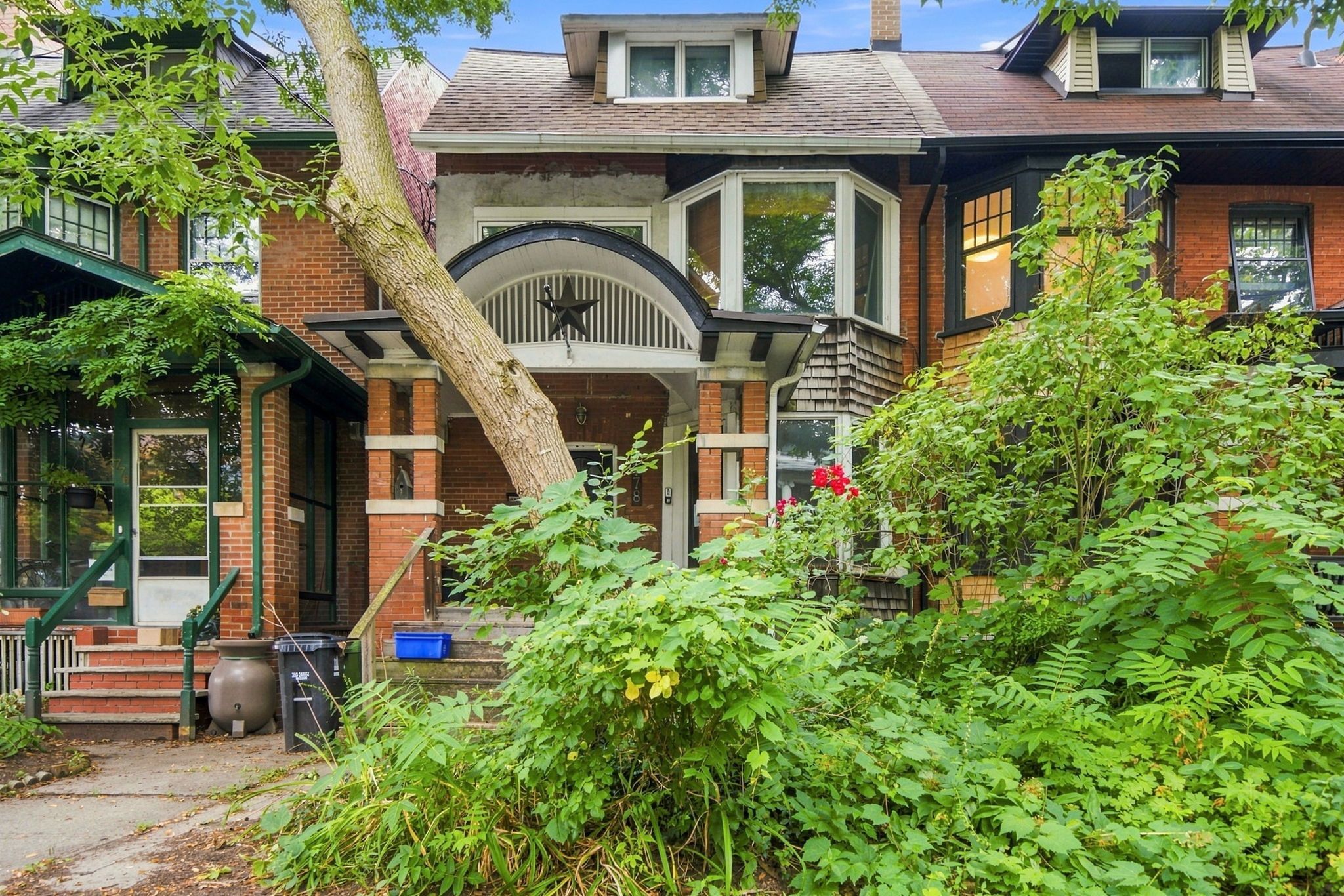 778 Shaw Street, Toronto, On M6g 3m1
