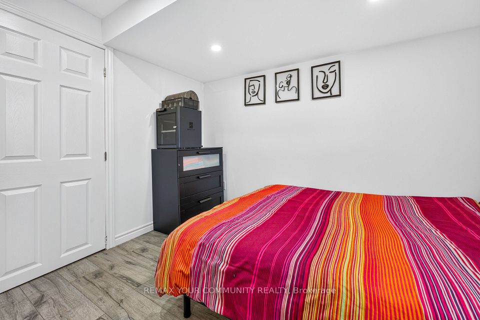 5578 Waterwind Crescent, Mississauga, On L5m 0g2