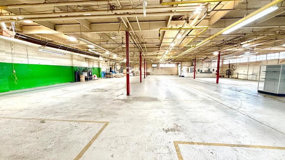 5 Racine Road 1b, Toronto, On M9w 2z2