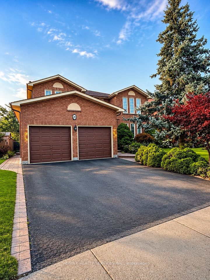 49 Turtlecreek Boulevard, Brampton, On L6w 3x8