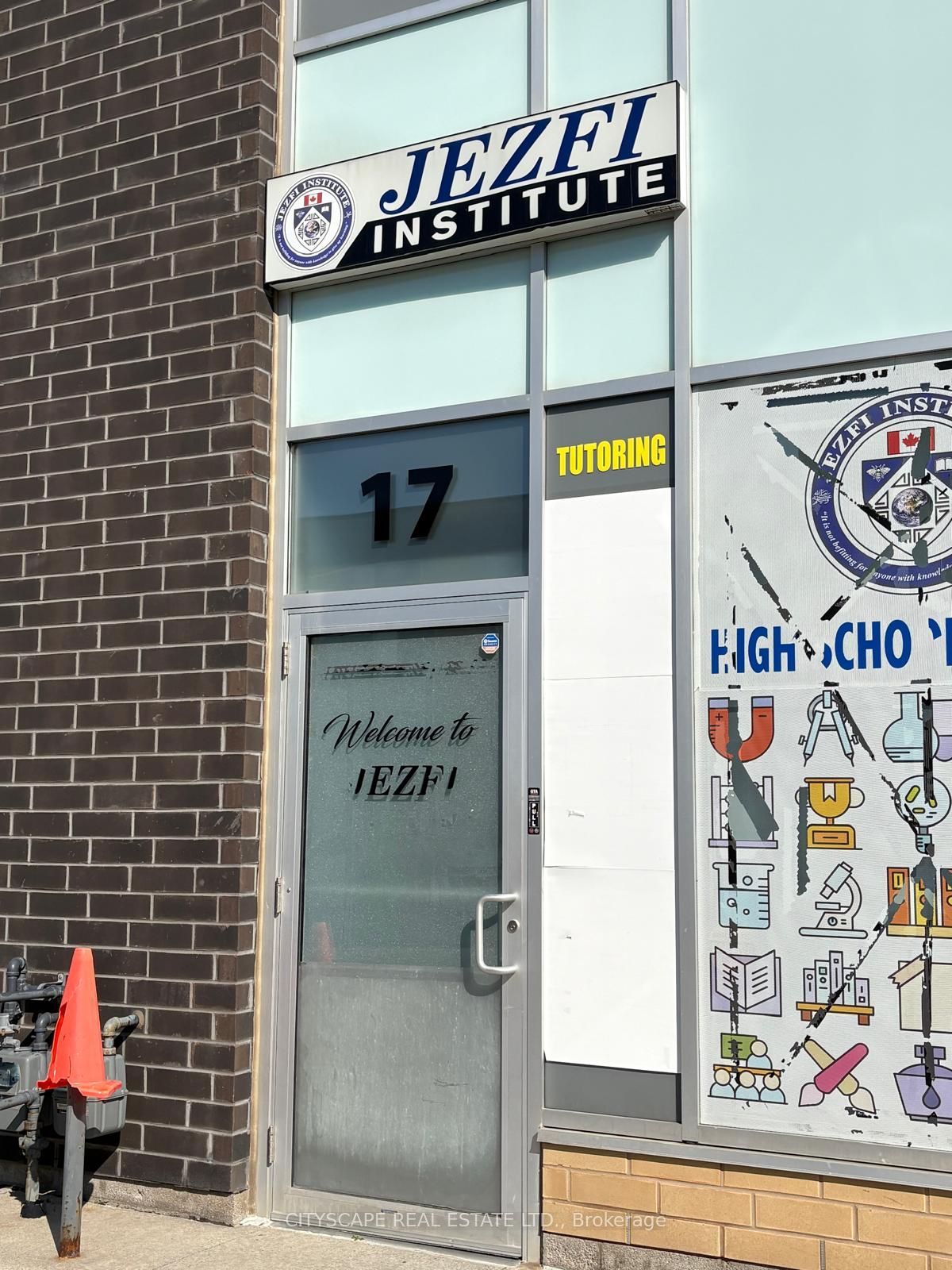1235 Queensway Way E 17, Mississauga, On L4y 0g4