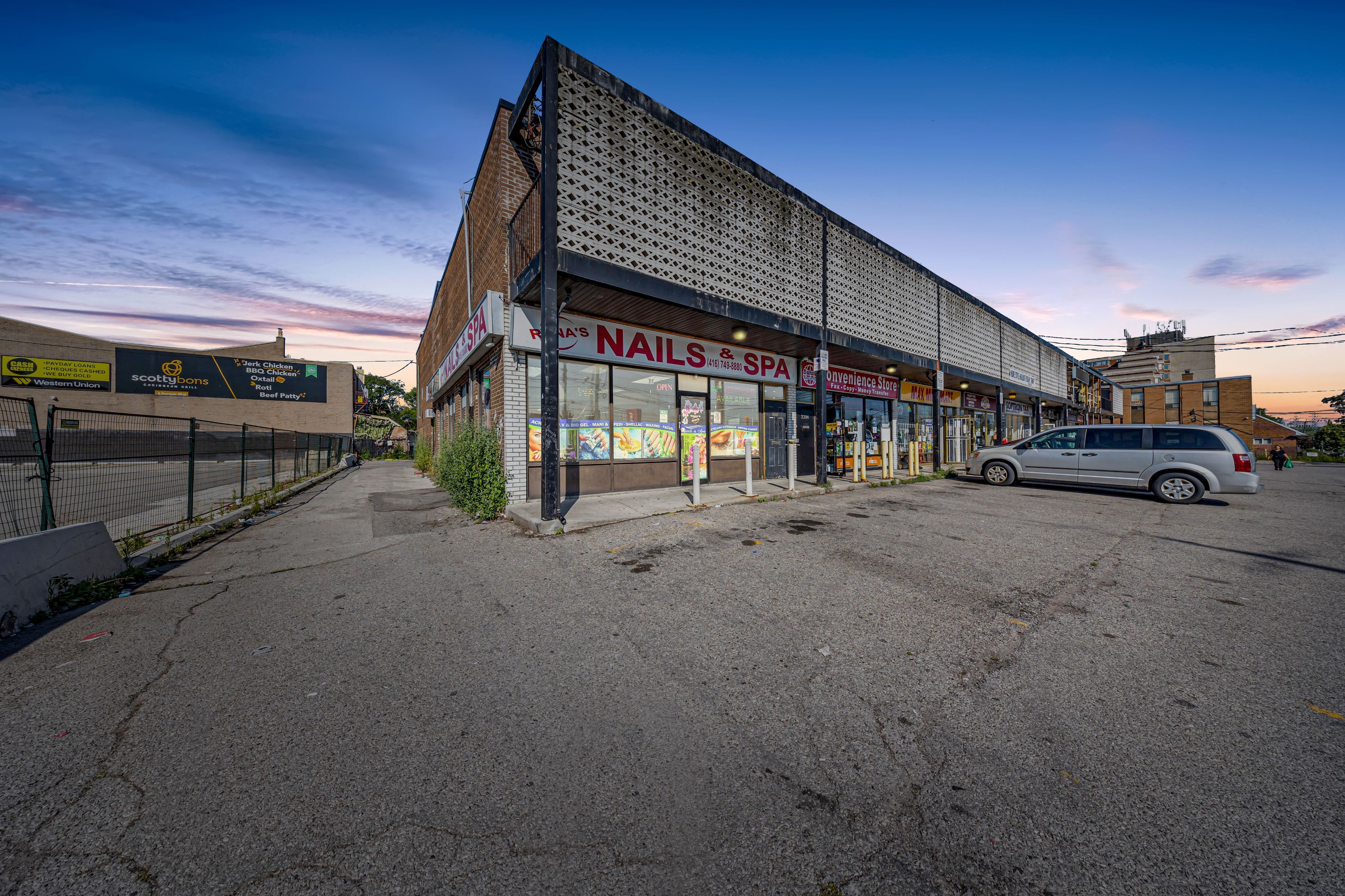 2282 Islington Avenue, Toronto, On M9w 3w8