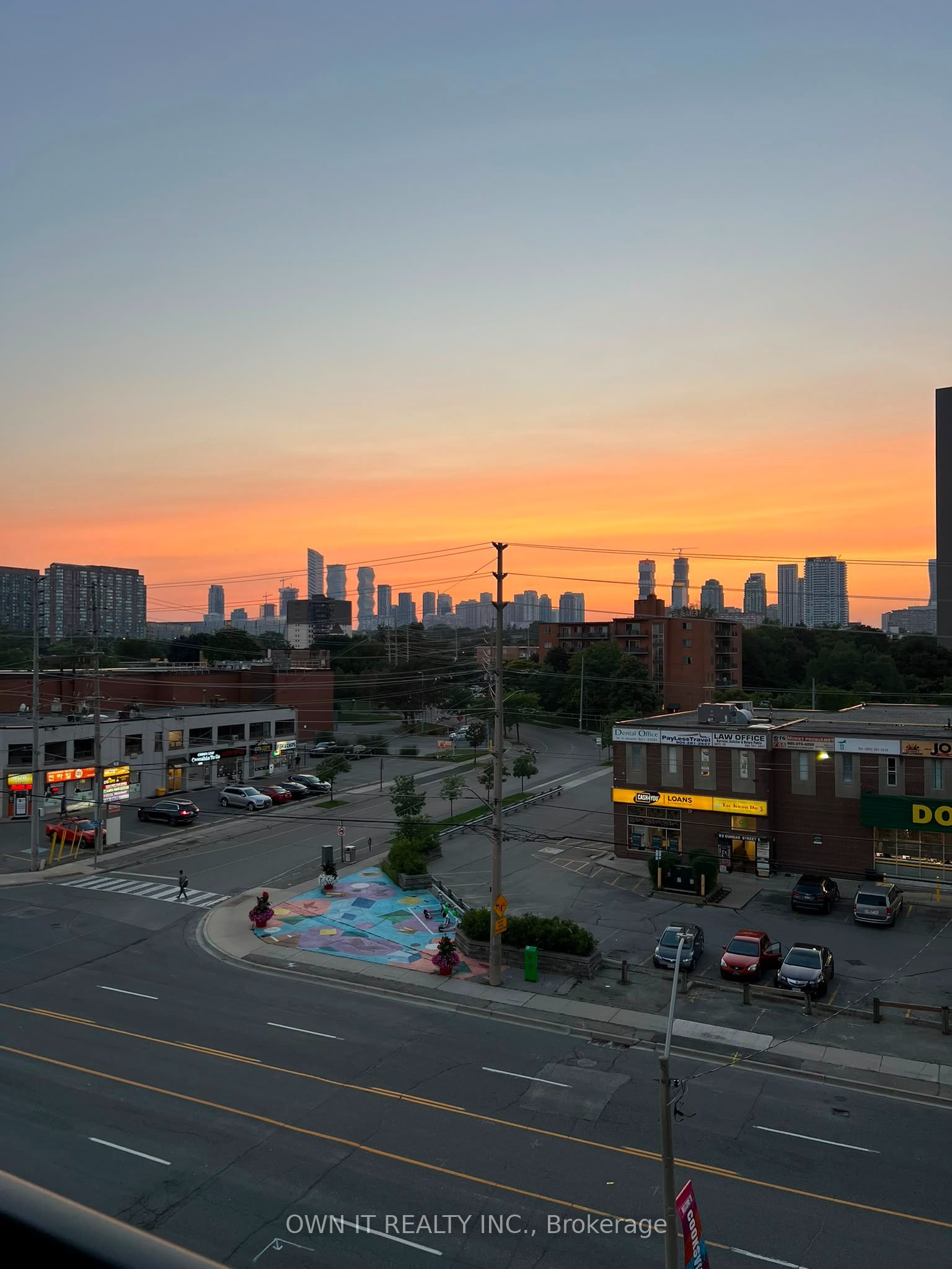 86 Dundas Street E 403, Mississauga, On L5b 1h3