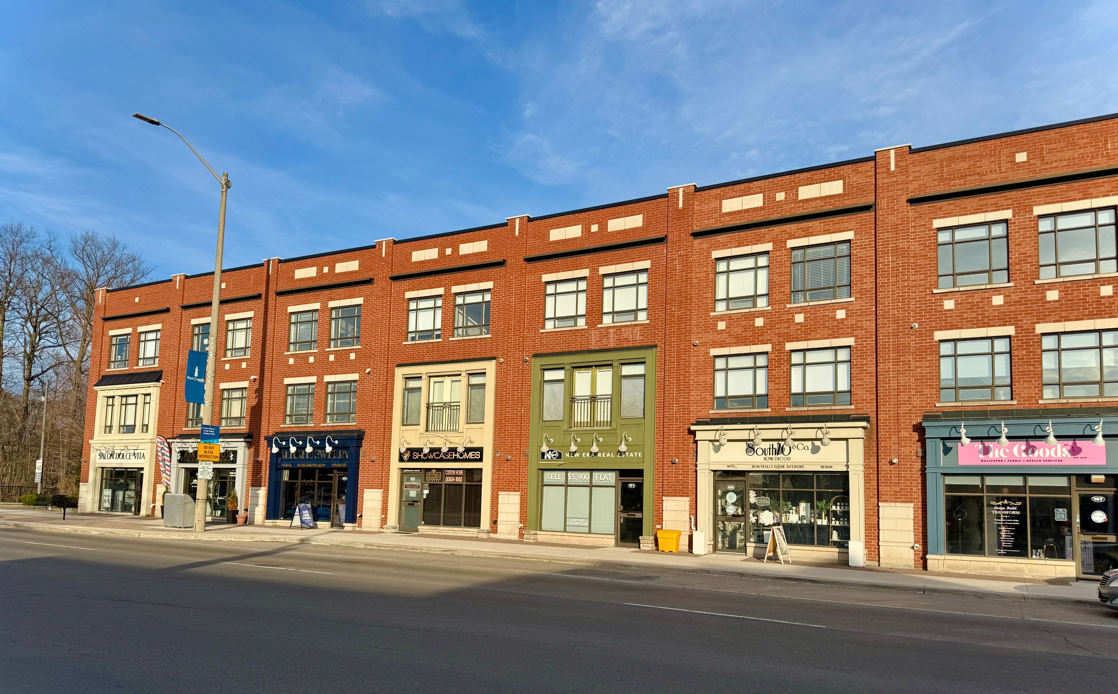 173 Lakeshore Road E, Mississauga, On L5g 4t9
