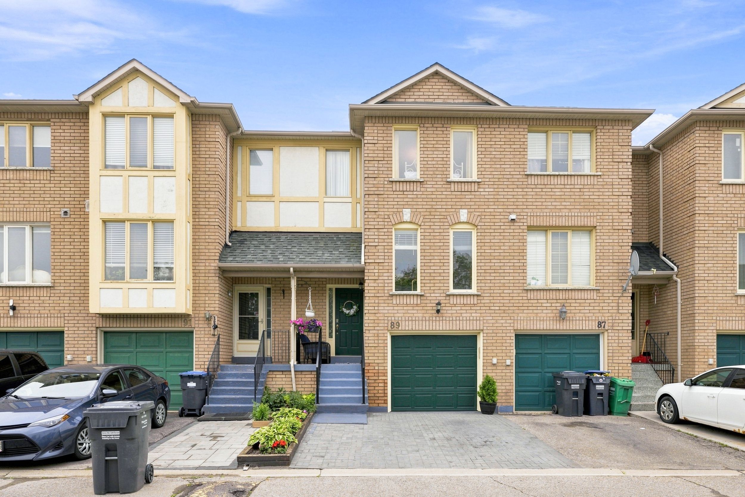 2 Sir Lou Drive 89, Brampton, On L6y 5a8