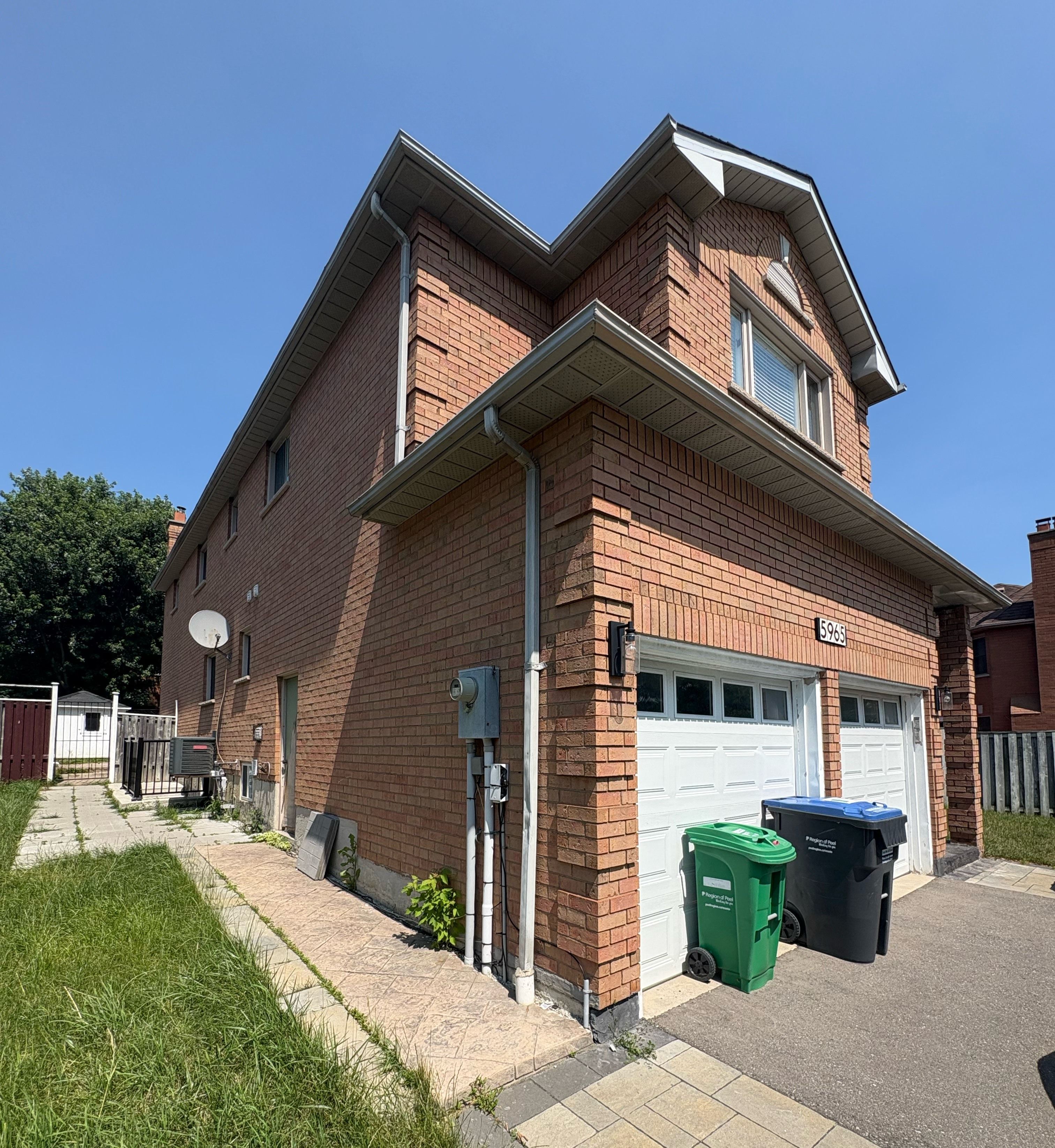 5965 River Grove Avenue Bsmt, Mississauga, On L5m 4z8